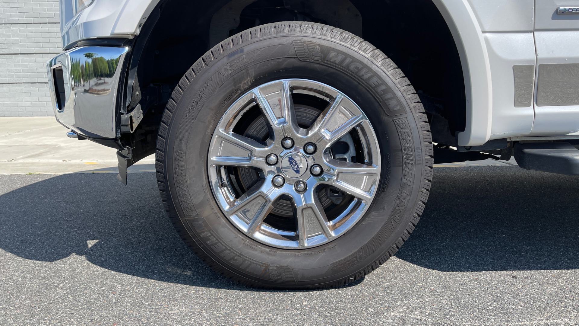 Used 2016 Ford F-150 LARIAT 4X4 / 3.5L V6 / 6-SPD AUTO / BLIS / SONY / NAV / REARVIEW for sale Sold at Formula Imports in Charlotte NC 28227 73