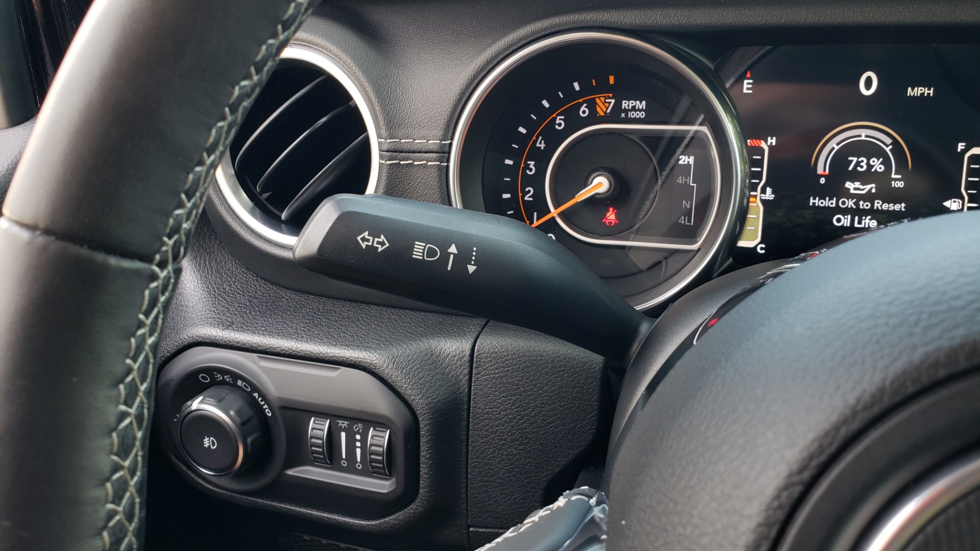 Used 2018 Jeep WRANGLER UNLIMITED SAHARA / 3.6L V6 / 6-SPD MAN / ALPINE / NAV / HTD STS / REARVIEW for sale Sold at Formula Imports in Charlotte NC 28227 58