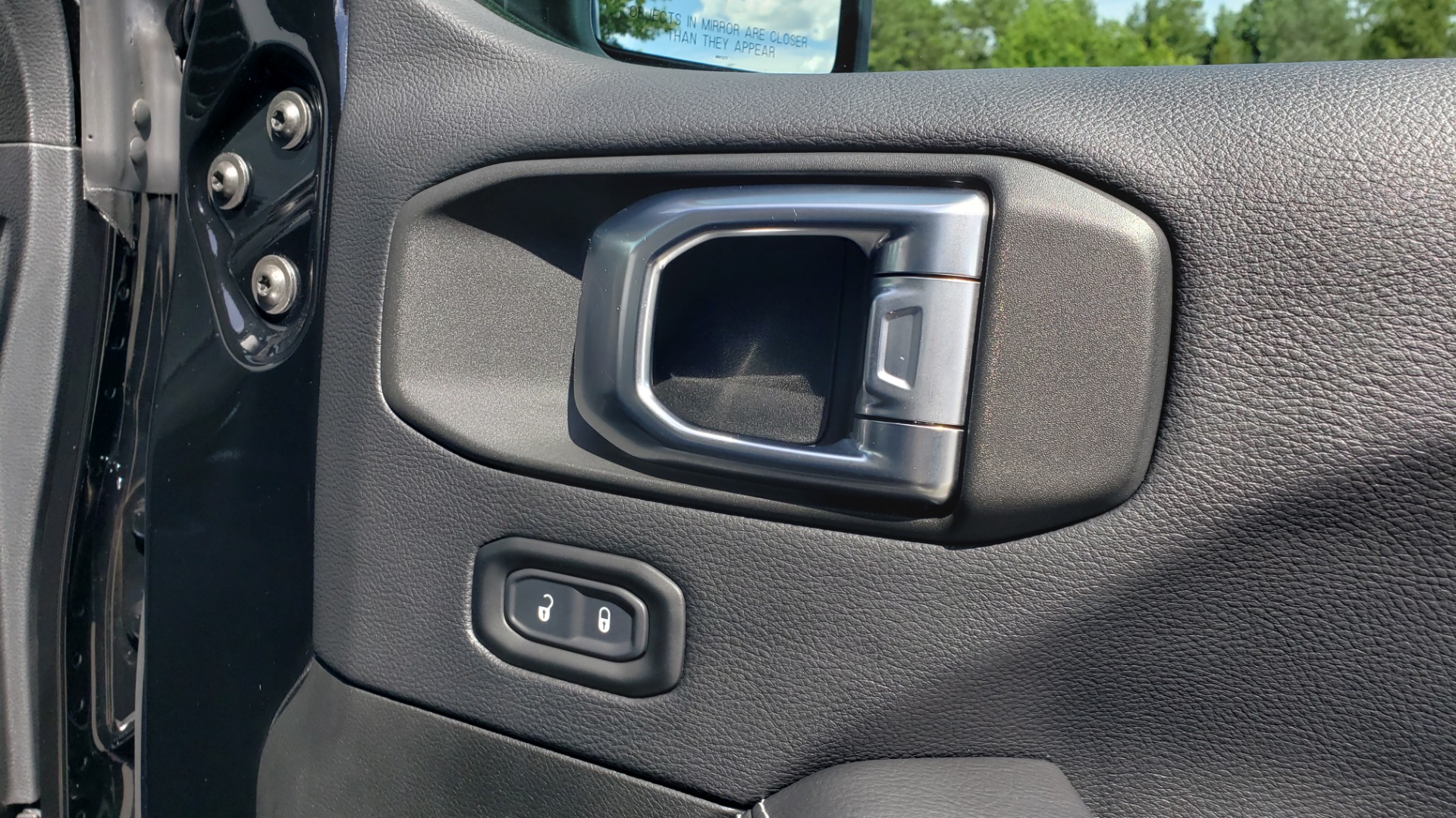 Used 2018 Jeep WRANGLER UNLIMITED SAHARA / 3.6L V6 / 6-SPD MAN / ALPINE / NAV / HTD STS / REARVIEW for sale Sold at Formula Imports in Charlotte NC 28227 80