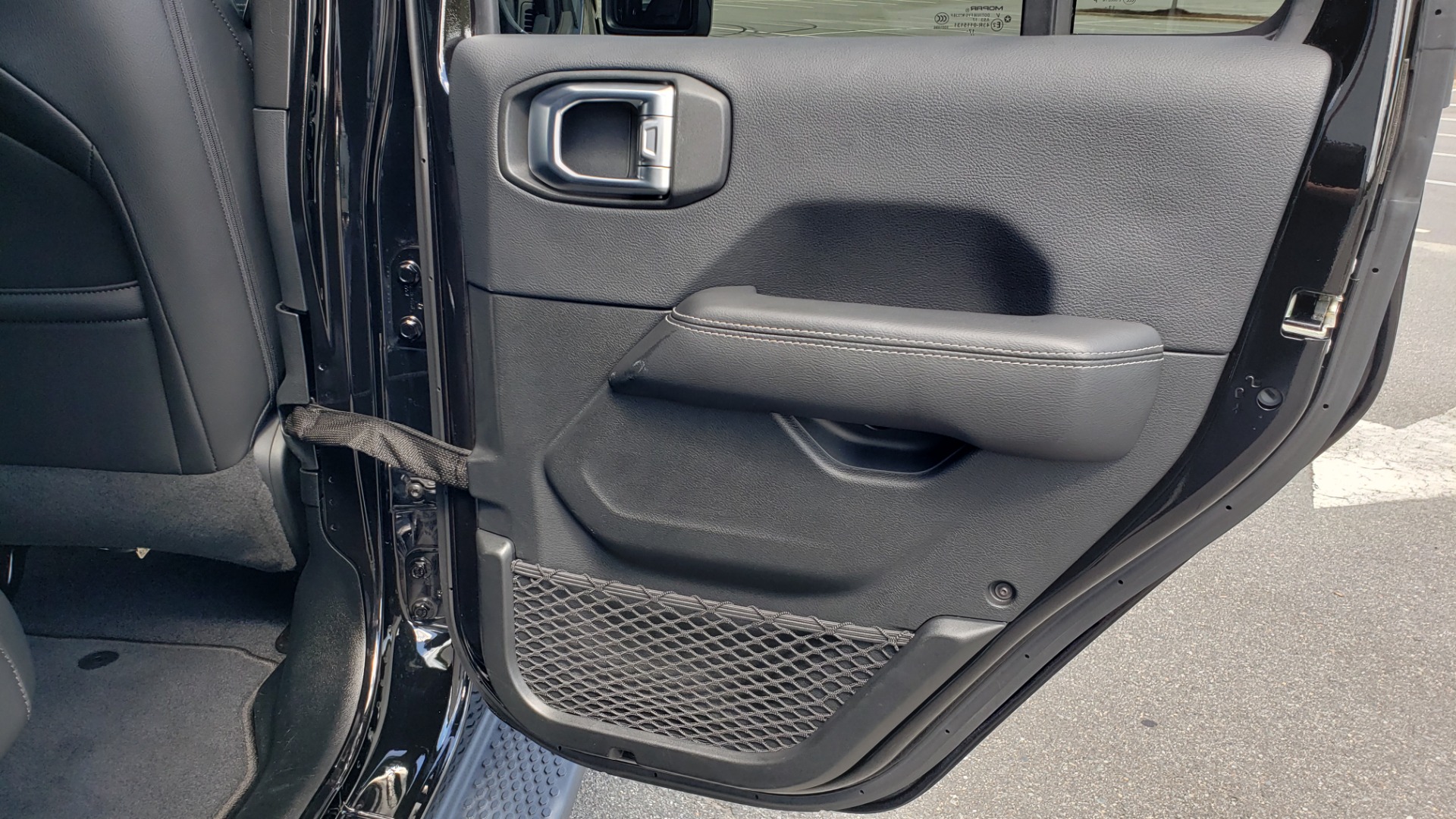 Used 2018 Jeep WRANGLER UNLIMITED SAHARA / 3.6L V6 / 6-SPD MAN / ALPINE / NAV / HTD STS / REARVIEW for sale Sold at Formula Imports in Charlotte NC 28227 88