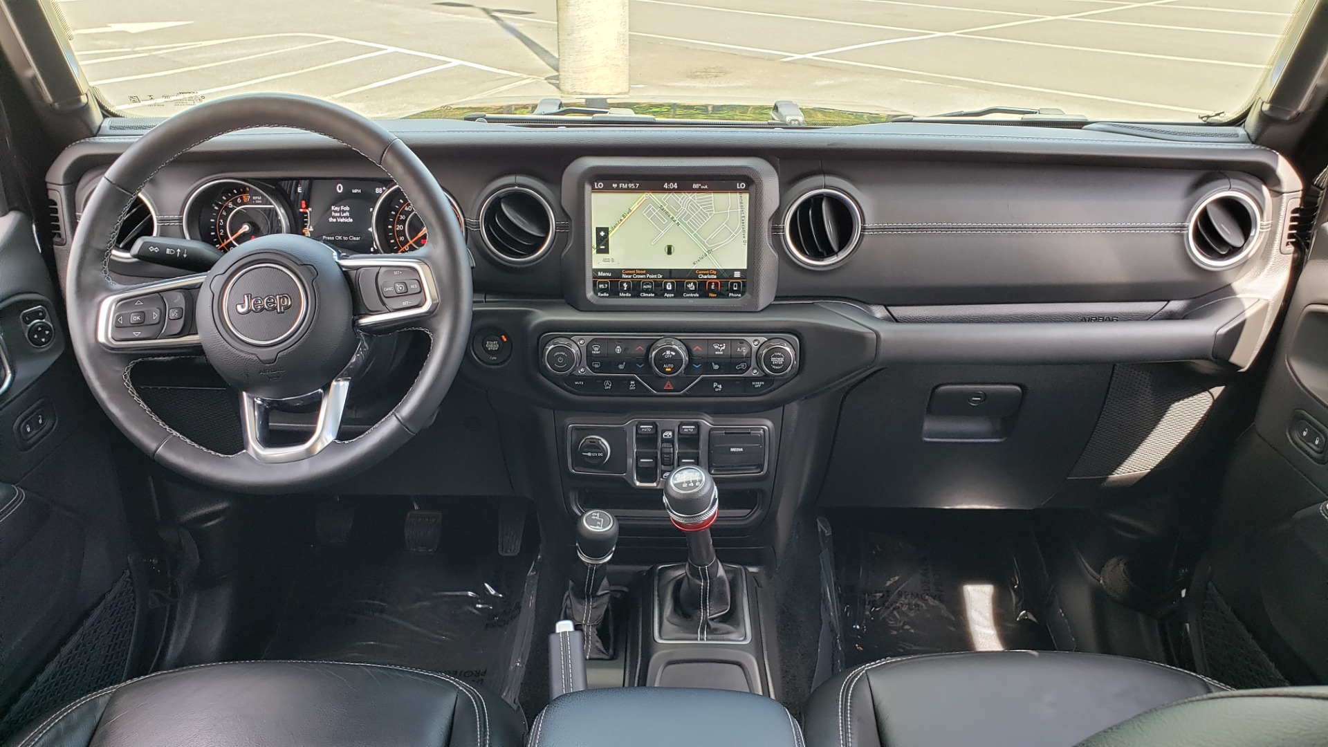 Used 2018 Jeep WRANGLER UNLIMITED SAHARA / 3.6L V6 / 6-SPD MAN / ALPINE / NAV / HTD STS / REARVIEW for sale Sold at Formula Imports in Charlotte NC 28227 96
