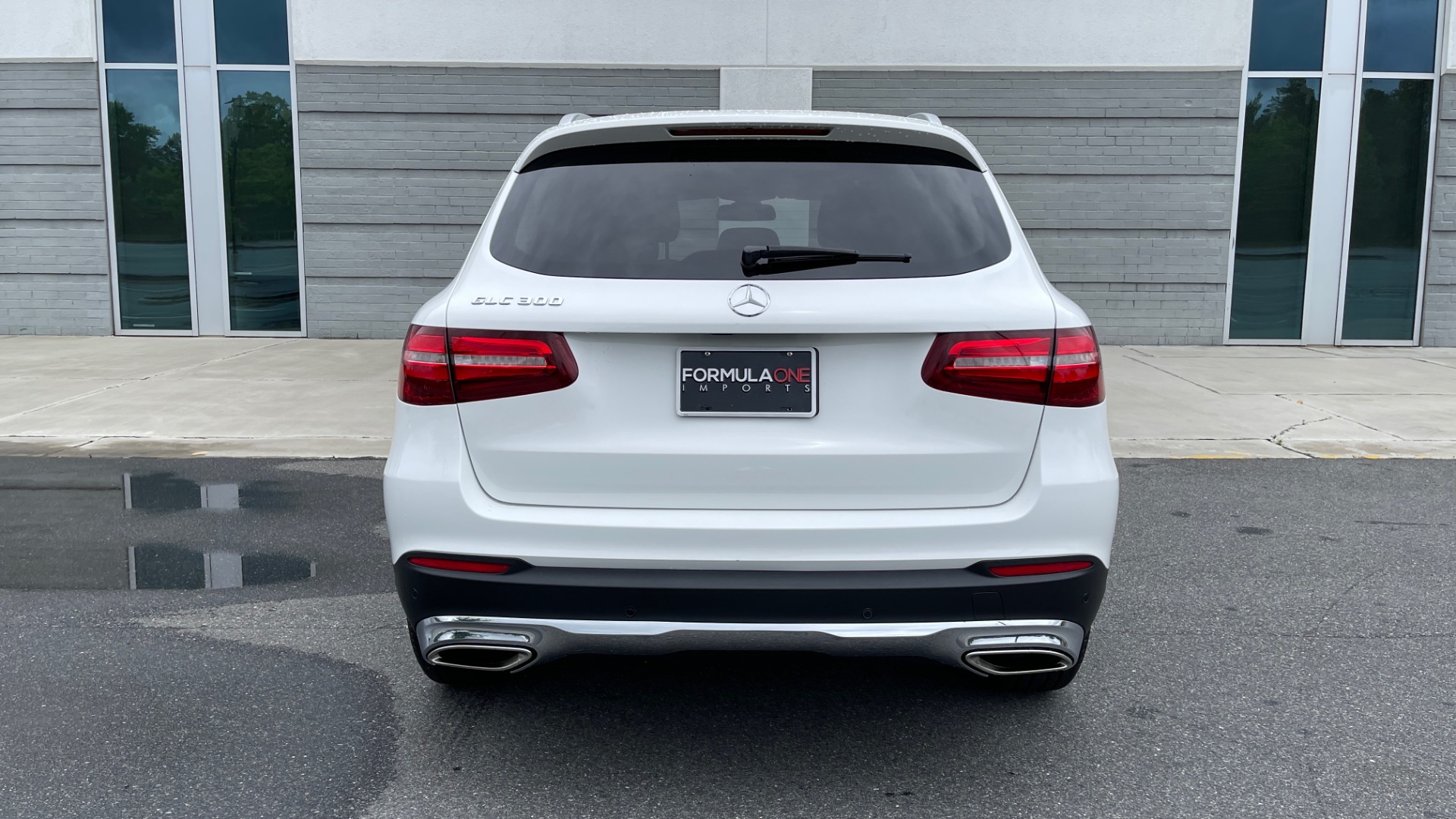 Used 2018 Mercedes-Benz GLC 300 PREMIUM / PANO-ROOF / HTD STS / PARK ASST / REARVIEW for sale Sold at Formula Imports in Charlotte NC 28227 15
