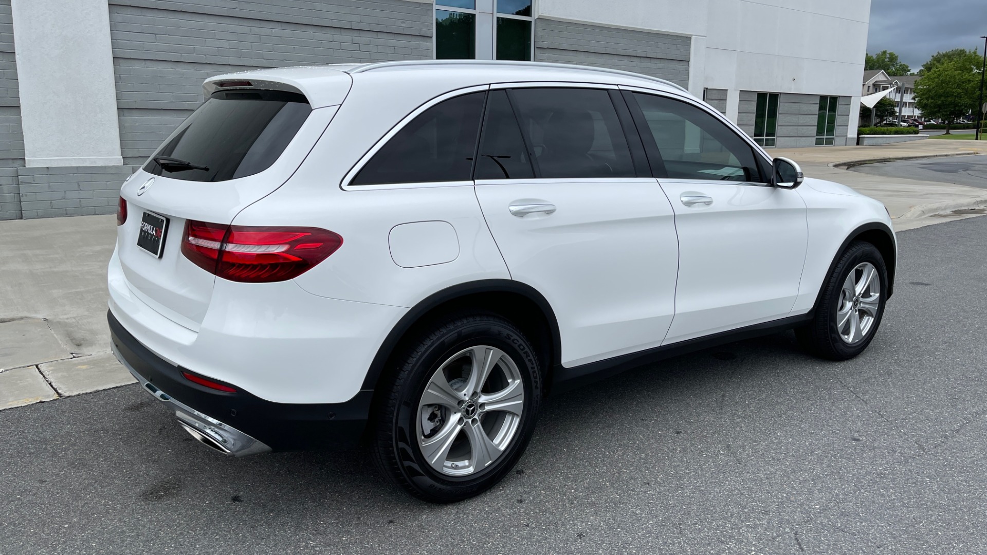 Used 2018 Mercedes-Benz GLC 300 PREMIUM / PANO-ROOF / HTD STS / PARK ASST / REARVIEW for sale Sold at Formula Imports in Charlotte NC 28227 2