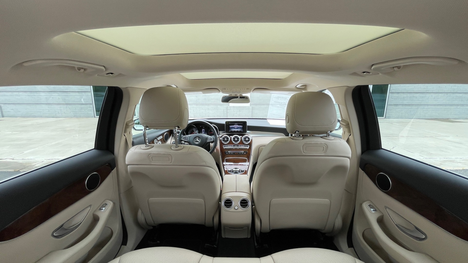 Used 2018 Mercedes-Benz GLC 300 PREMIUM / PANO-ROOF / HTD STS / PARK ASST / REARVIEW for sale Sold at Formula Imports in Charlotte NC 28227 22