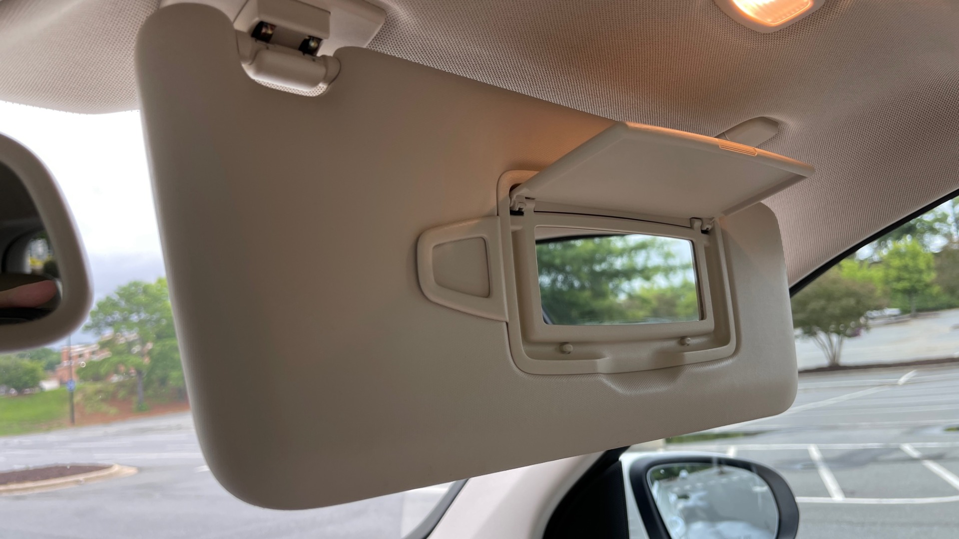 Used 2018 Mercedes-Benz GLC 300 PREMIUM / PANO-ROOF / HTD STS / PARK ASST / REARVIEW for sale Sold at Formula Imports in Charlotte NC 28227 41
