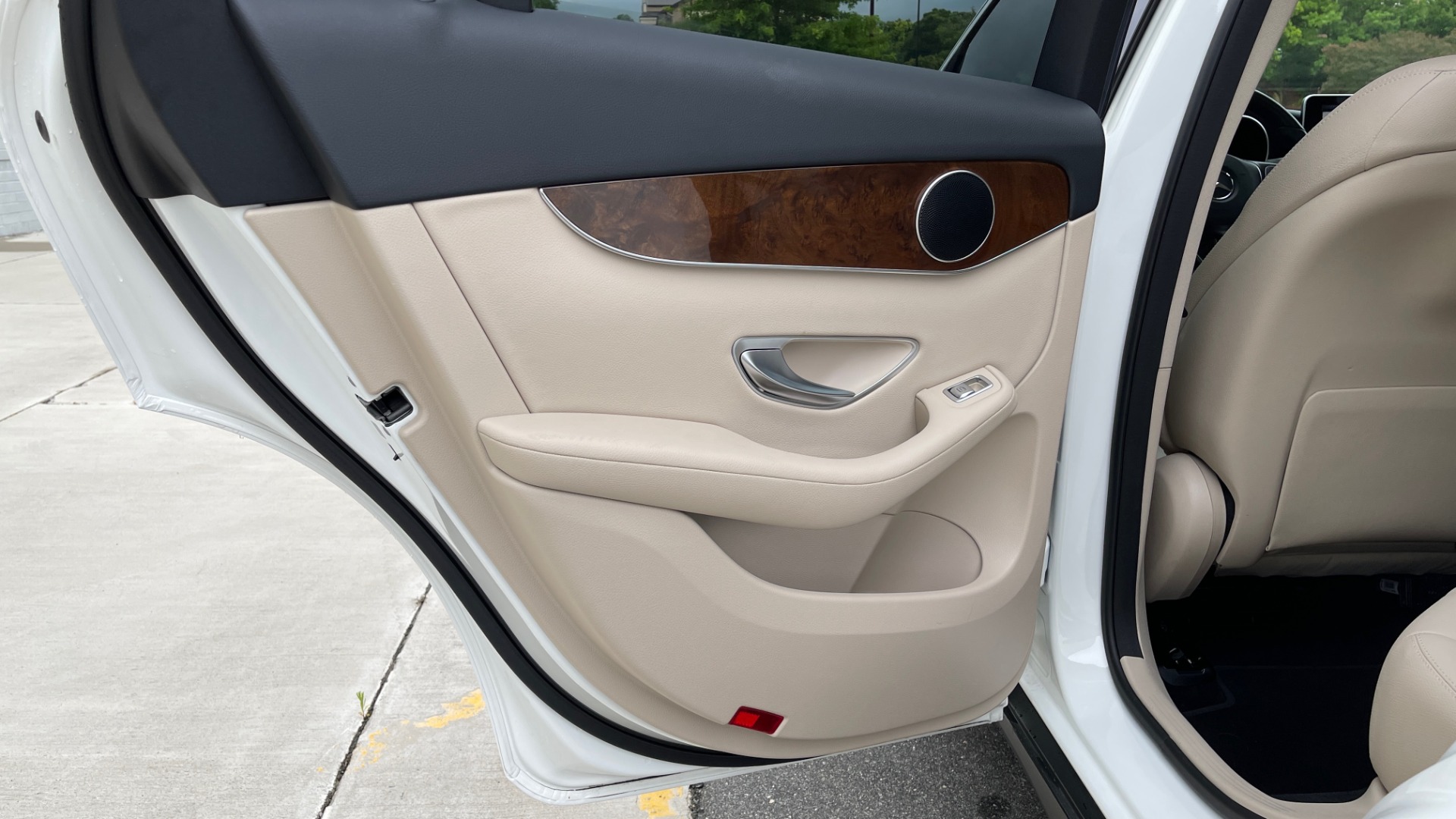 Used 2018 Mercedes-Benz GLC 300 PREMIUM / PANO-ROOF / HTD STS / PARK ASST / REARVIEW for sale Sold at Formula Imports in Charlotte NC 28227 45