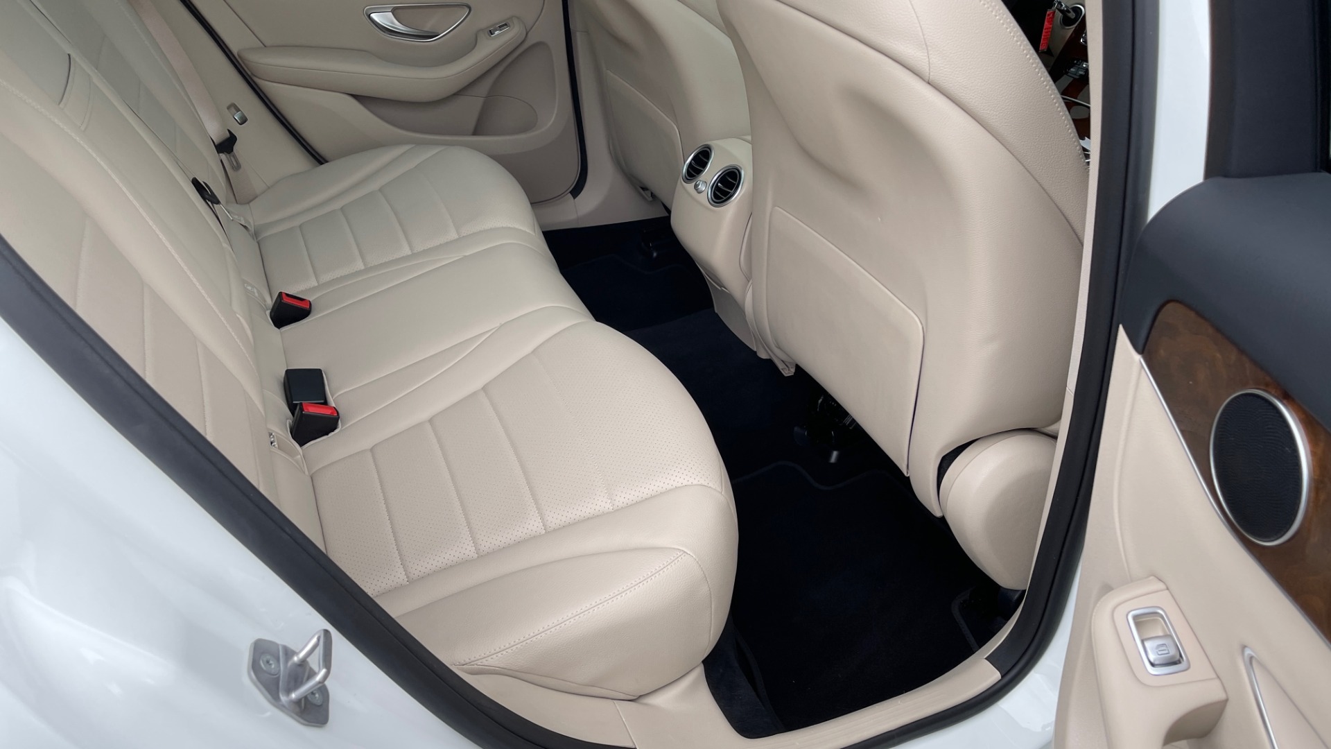Used 2018 Mercedes-Benz GLC 300 PREMIUM / PANO-ROOF / HTD STS / PARK ASST / REARVIEW for sale Sold at Formula Imports in Charlotte NC 28227 52