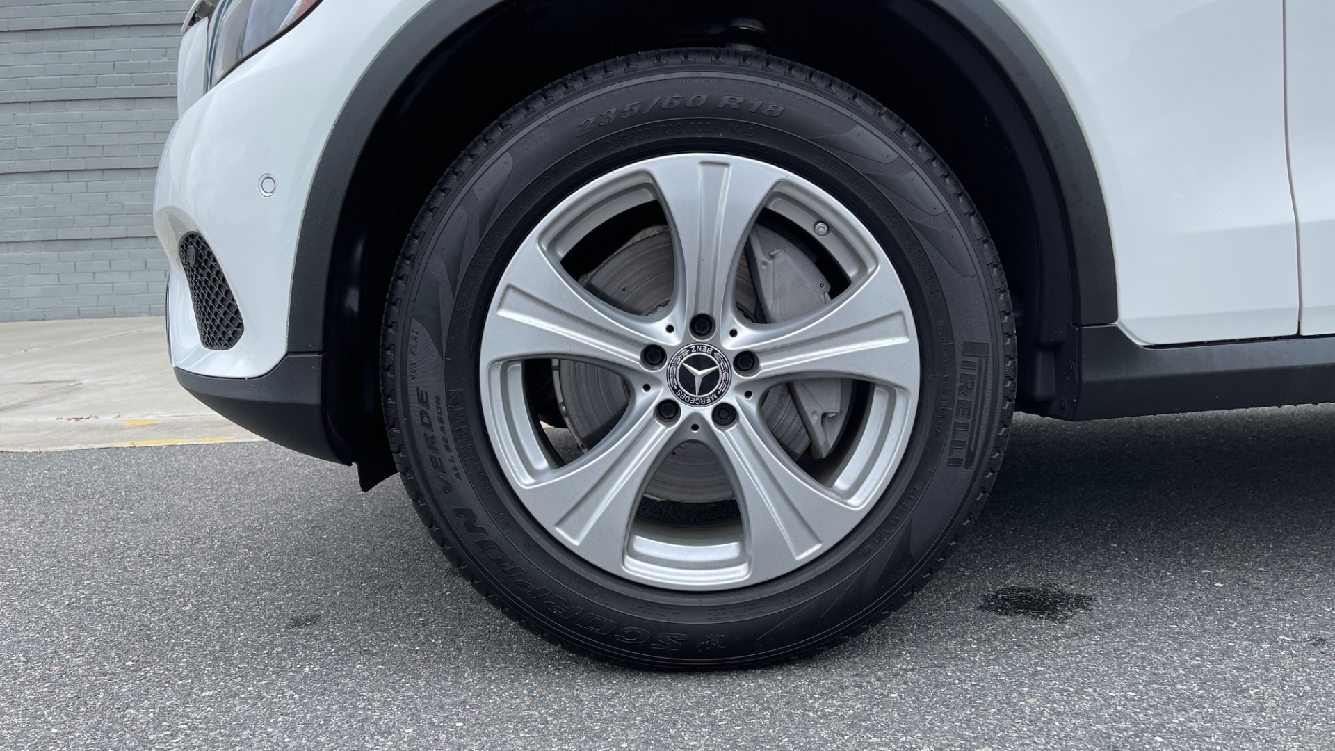Used 2018 Mercedes-Benz GLC 300 PREMIUM / PANO-ROOF / HTD STS / PARK ASST / REARVIEW for sale Sold at Formula Imports in Charlotte NC 28227 58