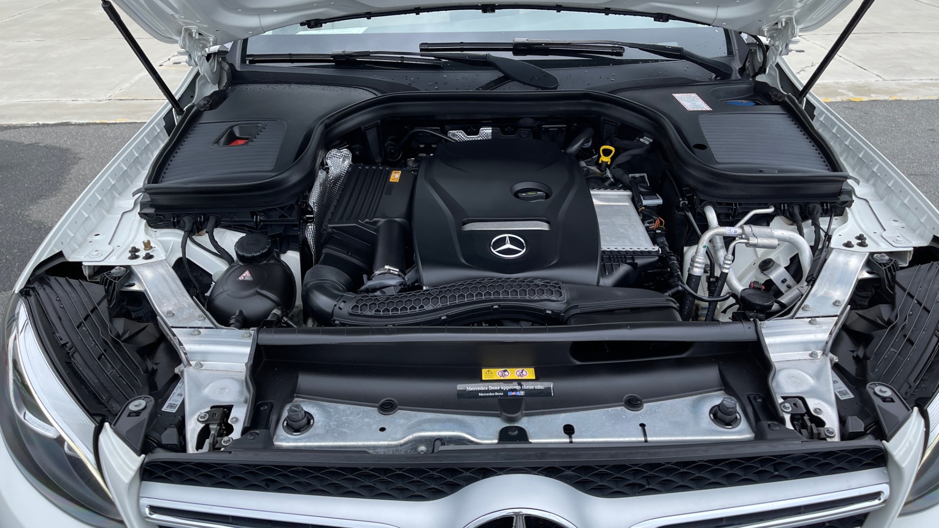 Used 2018 Mercedes-Benz GLC 300 PREMIUM / PANO-ROOF / HTD STS / PARK ASST / REARVIEW for sale Sold at Formula Imports in Charlotte NC 28227 8
