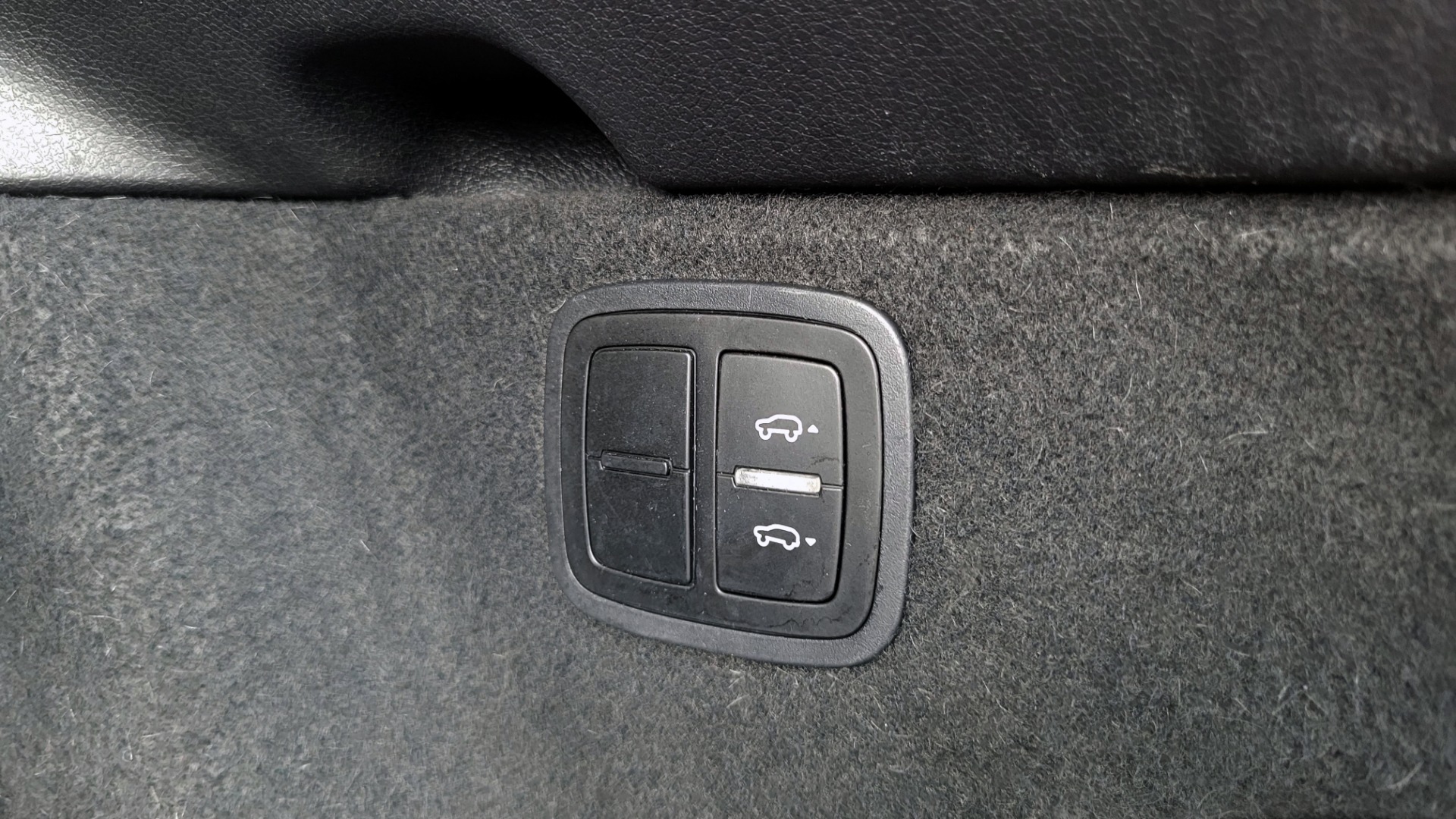 Used 2016 Porsche MACAN TURBO 3.6L PREMIUM / NAV / BOSE / SUNROOF / REARVIEW for sale Sold at Formula Imports in Charlotte NC 28227 85