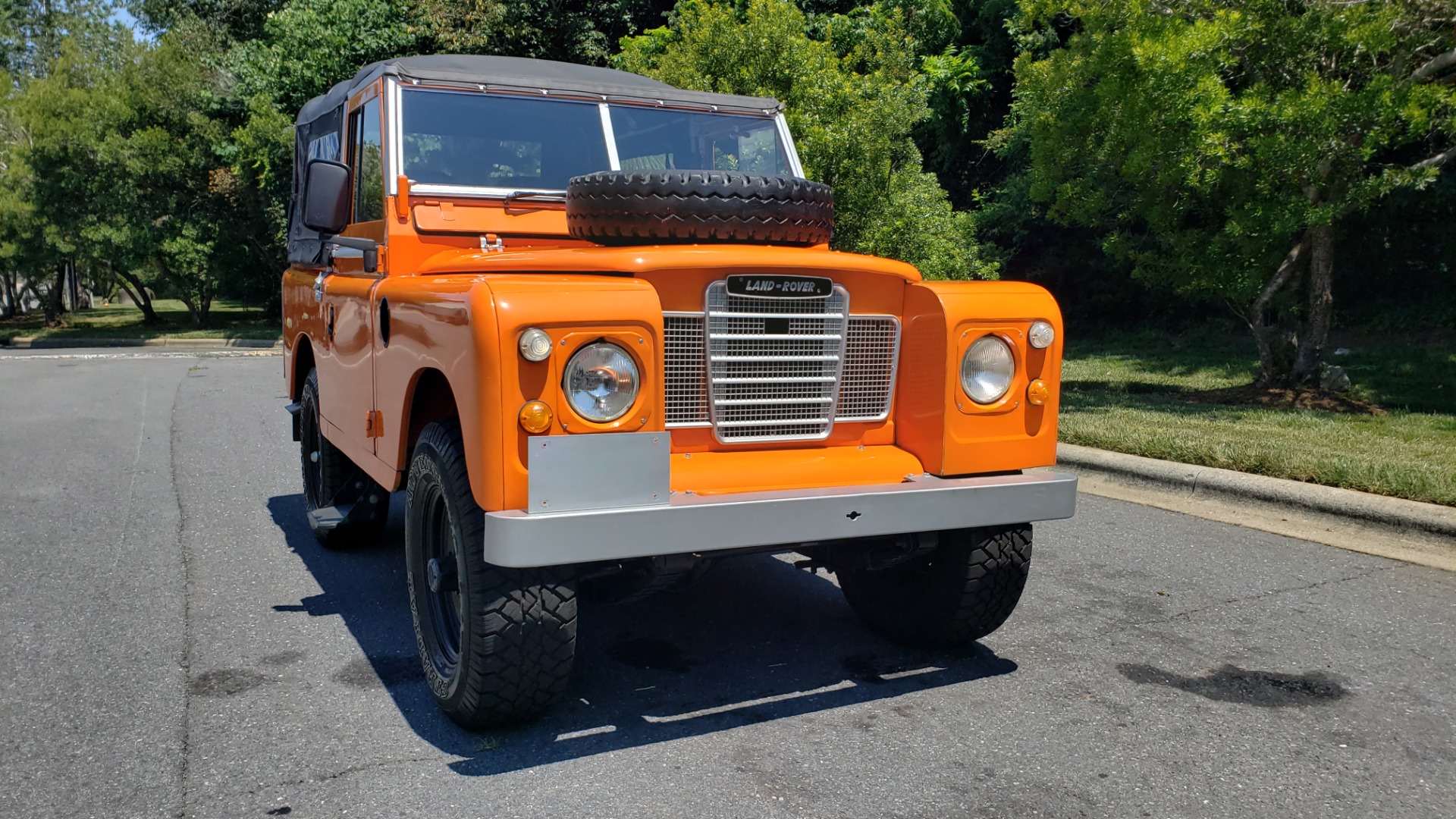Used 1982 Land Rover SERIES 3 4X4 / SOFT-TOP / FULLY RESTORED / RUNS GREAT for sale Sold at Formula Imports in Charlotte NC 28227 29