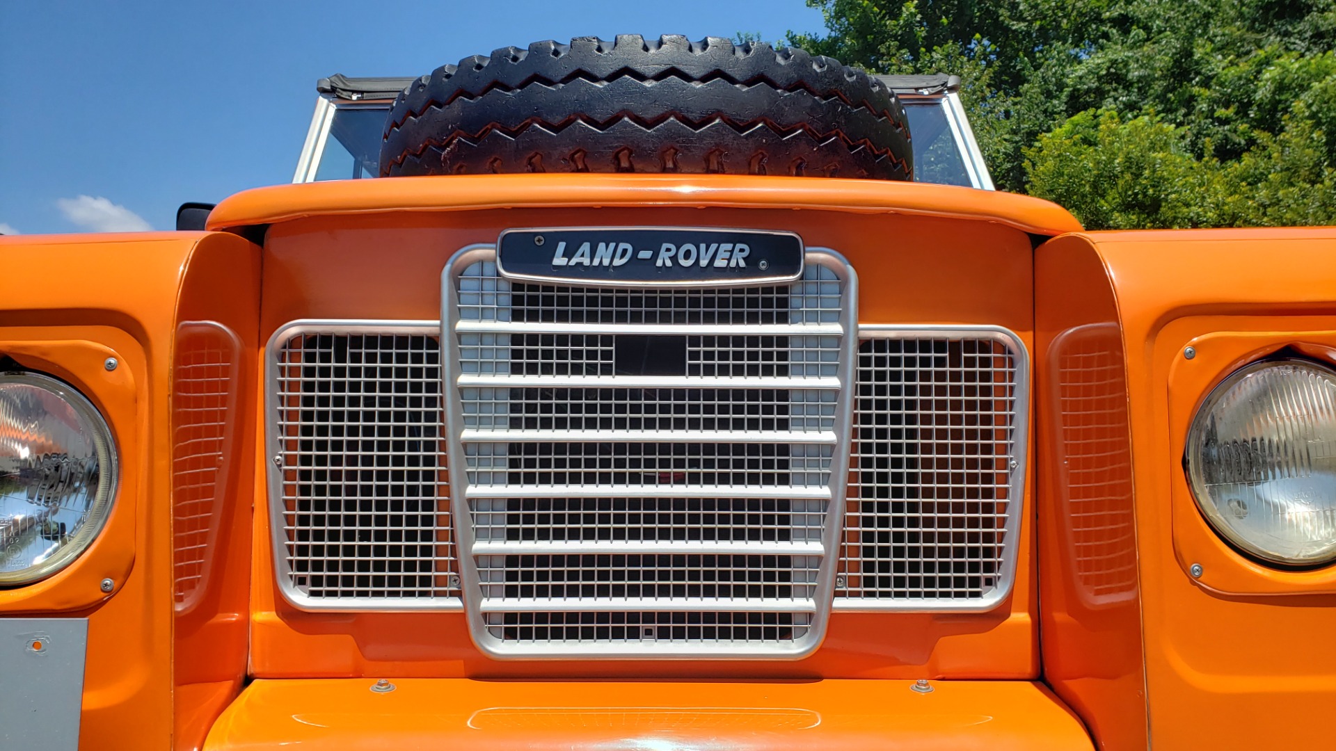 Used 1982 Land Rover SERIES 3 4X4 / SOFT-TOP / FULLY RESTORED / RUNS GREAT for sale Sold at Formula Imports in Charlotte NC 28227 33