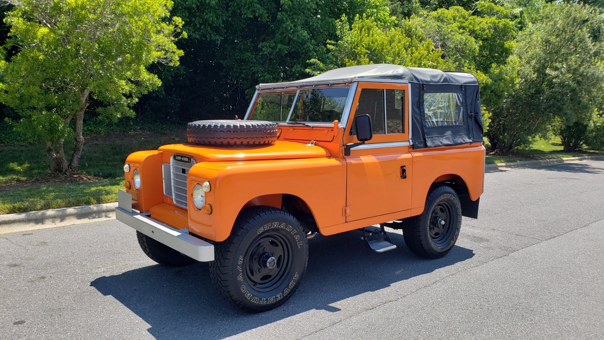 Used 1982 Land Rover SERIES 3 4X4 / SOFT-TOP / FULLY RESTORED / RUNS GREAT for sale Sold at Formula Imports in Charlotte NC 28227 1