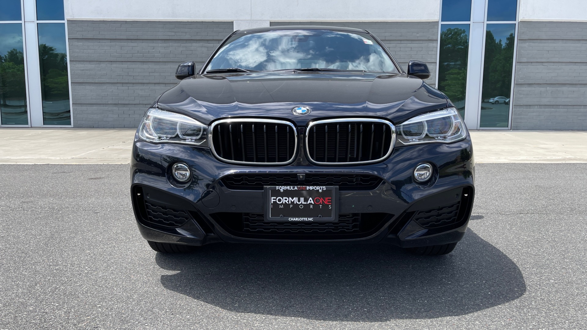Used 2018 BMW X6 XDRIVE35I M-SPORT / DRVR ASST / PRK ASST / H/K SND / APPLE / WIRELESS CHARG for sale Sold at Formula Imports in Charlotte NC 28227 12