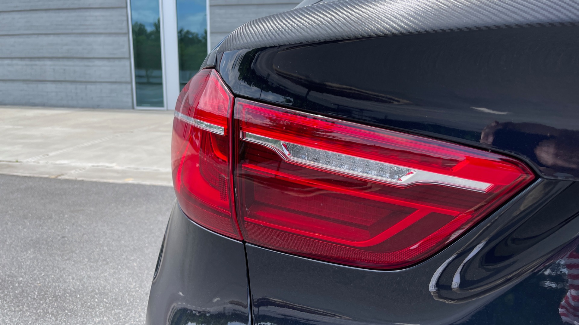 Used 2018 BMW X6 XDRIVE35I M-SPORT / DRVR ASST / PRK ASST / H/K SND / APPLE / WIRELESS CHARG for sale Sold at Formula Imports in Charlotte NC 28227 25