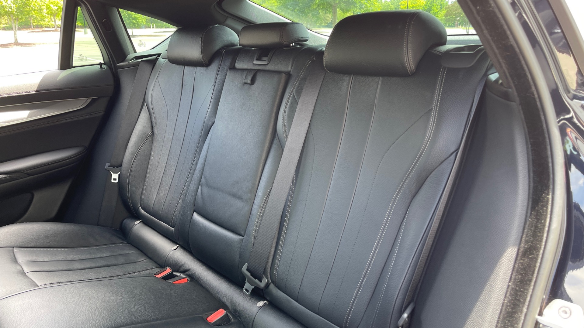 Used 2018 BMW X6 XDRIVE35I M-SPORT / DRVR ASST / PRK ASST / H/K SND / APPLE / WIRELESS CHARG for sale Sold at Formula Imports in Charlotte NC 28227 56