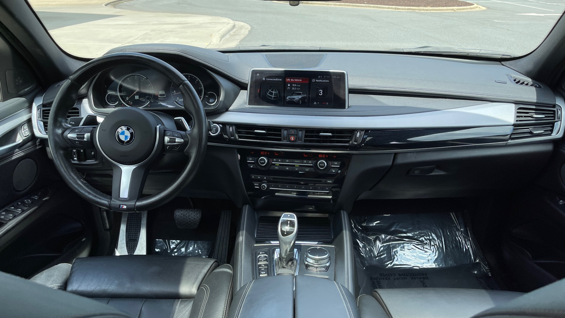 Used 2018 BMW X6 XDRIVE35I M-SPORT / DRVR ASST / PRK ASST / H/K SND / APPLE / WIRELESS CHARG for sale Sold at Formula Imports in Charlotte NC 28227 60