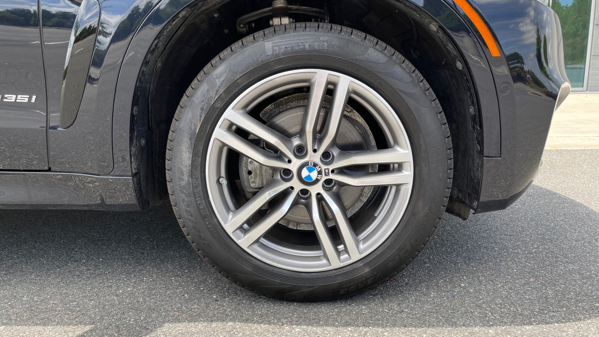 Used 2018 BMW X6 XDRIVE35I M-SPORT / DRVR ASST / PRK ASST / H/K SND / APPLE / WIRELESS CHARG for sale Sold at Formula Imports in Charlotte NC 28227 72