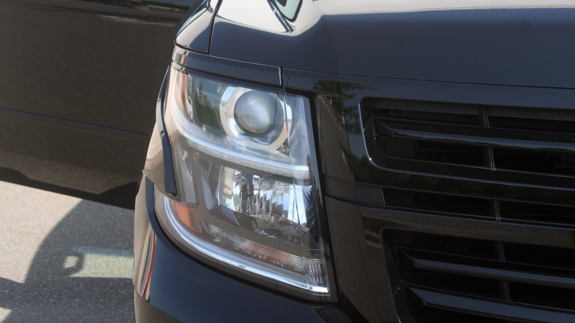 Used 2018 Chevrolet Tahoe Premier for sale Sold at Formula Imports in Charlotte NC 28227 13