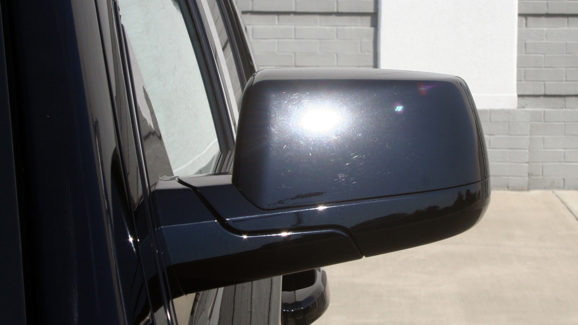 Used 2018 Chevrolet TAHOE PREMIER RST / 4X4 / NAV / BOSE / SUNROOF / 3-ROW / REARVIEW for sale $65,995 at Formula Imports in Charlotte NC 28227 17