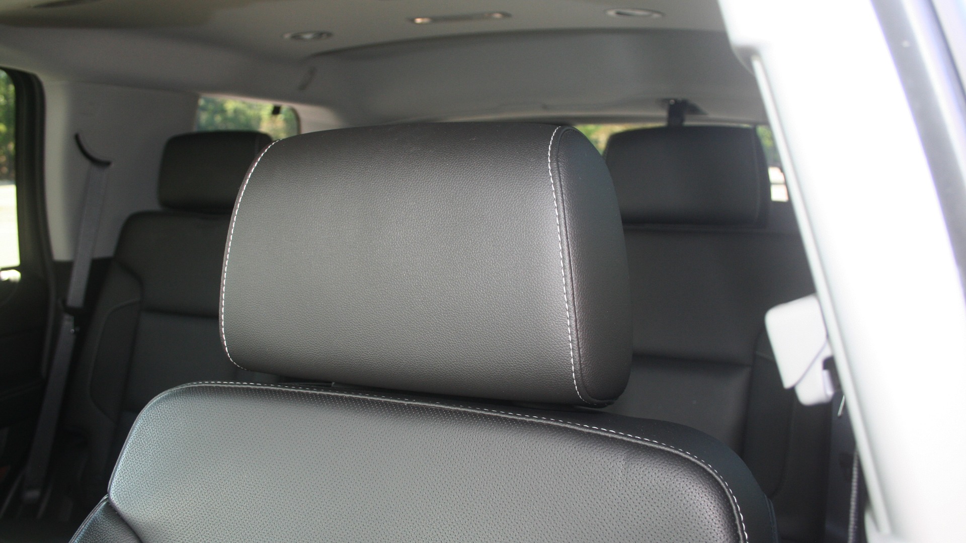 Used 2018 Chevrolet TAHOE PREMIER RST / 4X4 / NAV / BOSE / SUNROOF / 3-ROW / REARVIEW for sale $65,995 at Formula Imports in Charlotte NC 28227 29