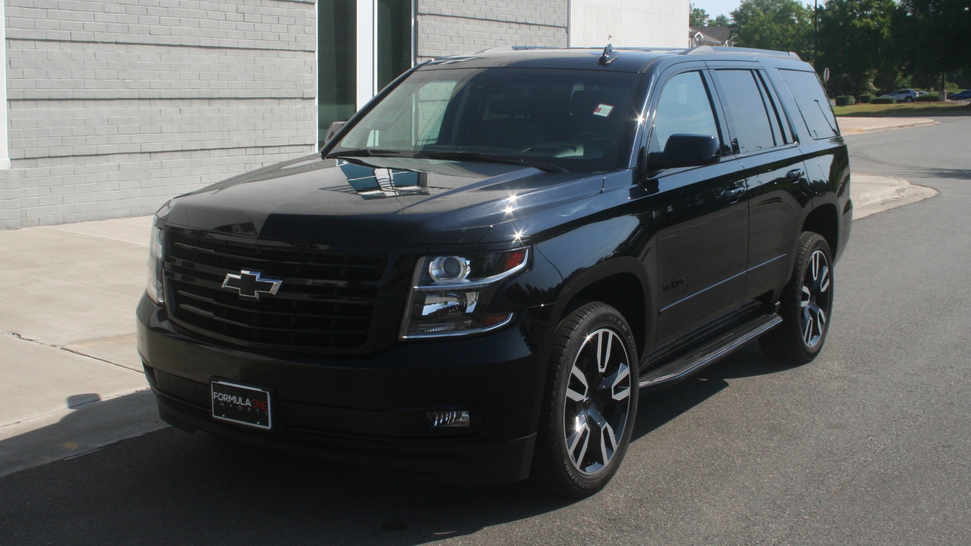 Used 2018 Chevrolet Tahoe Premier for sale Sold at Formula Imports in Charlotte NC 28227 3