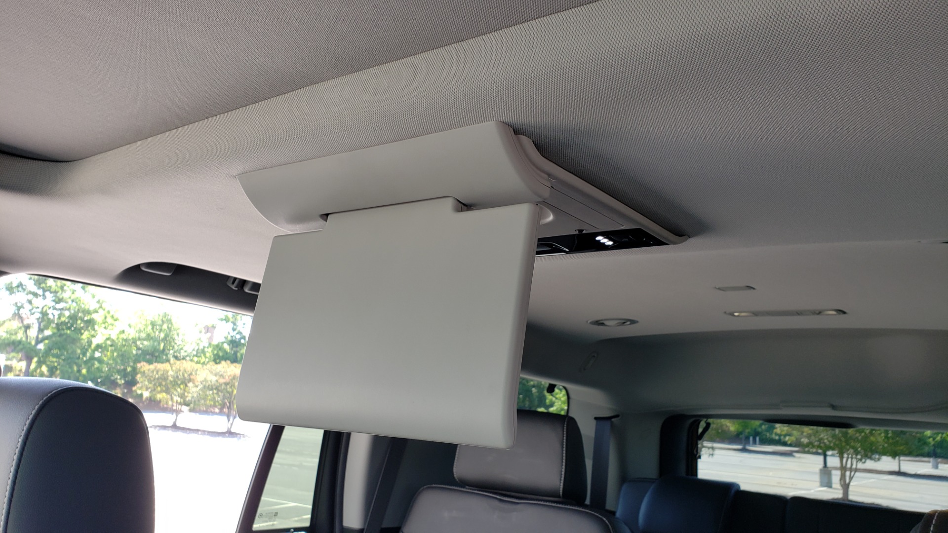 Used 2018 Chevrolet TAHOE PREMIER RST / 4X4 / NAV / BOSE / SUNROOF / 3-ROW / REARVIEW for sale $65,995 at Formula Imports in Charlotte NC 28227 41