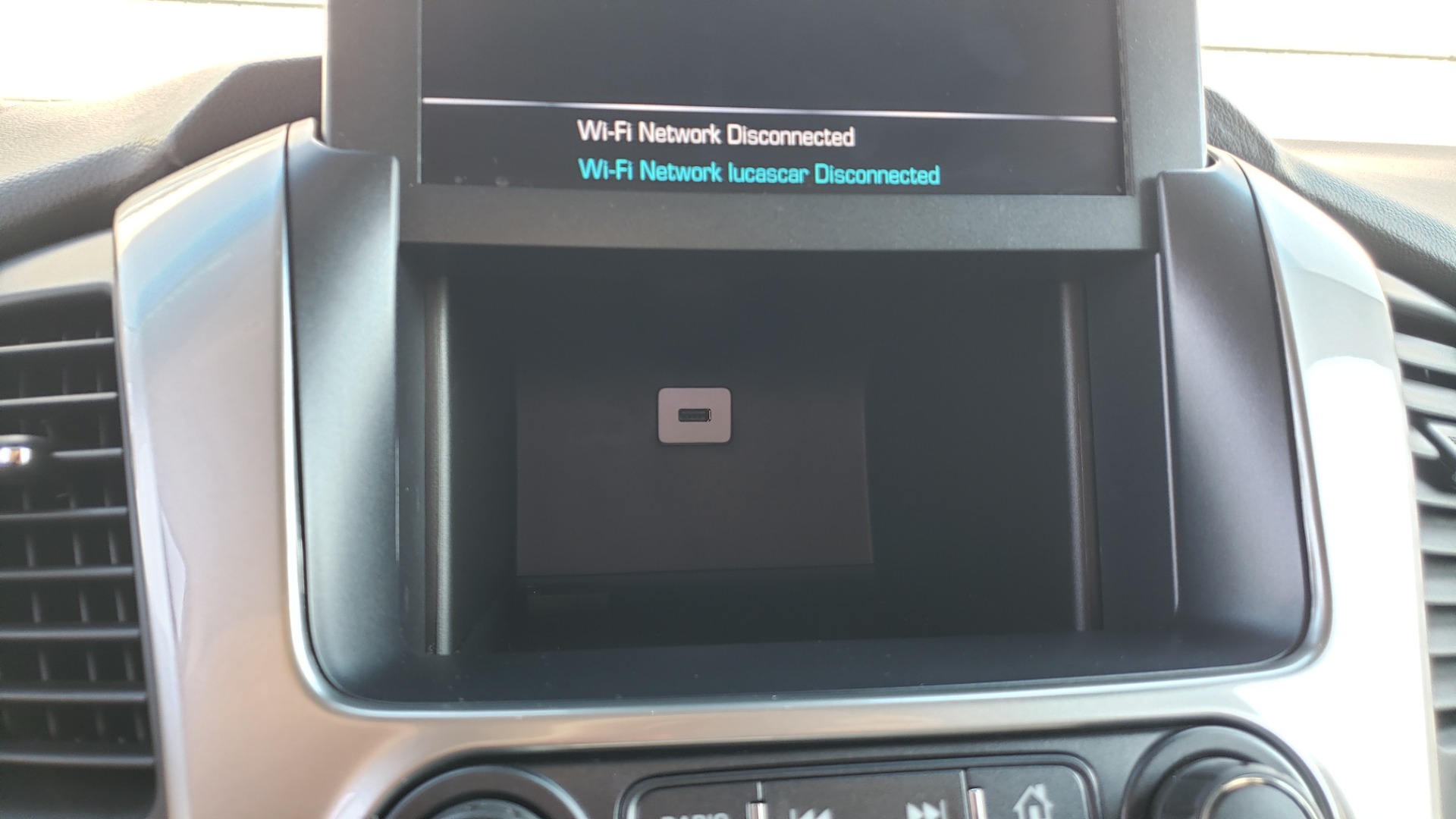 Used 2018 Chevrolet TAHOE PREMIER RST / 4X4 / NAV / BOSE / SUNROOF / 3-ROW / REARVIEW for sale $65,995 at Formula Imports in Charlotte NC 28227 63