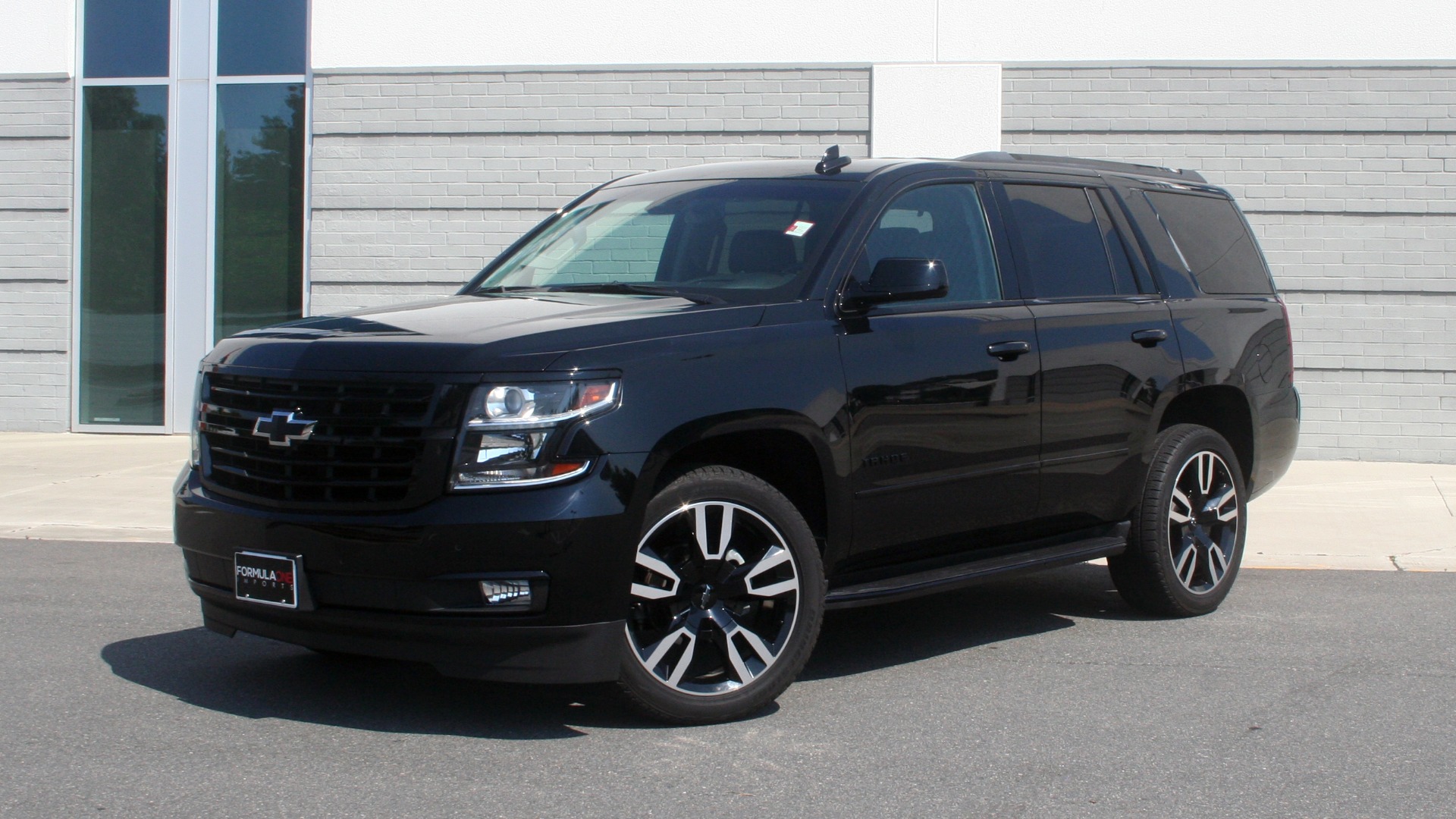 Used 2018 Chevrolet Tahoe Premier for sale Sold at Formula Imports in Charlotte NC 28227 1