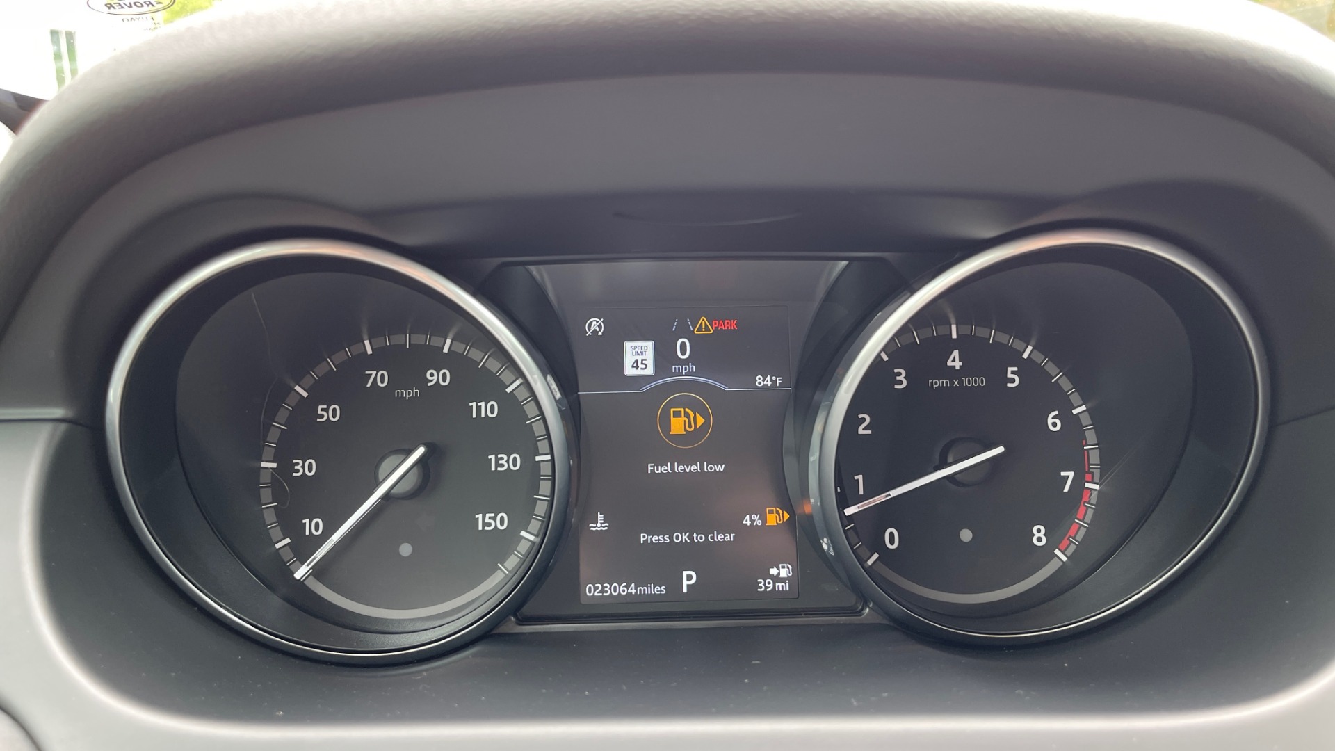 Used 2018 Land Rover DISCOVERY SPORT HSE 4WD / NAV / PANO-ROOF / MERIDIAN SND / HTD STS / LANE ASST / REARVIEW for sale Sold at Formula Imports in Charlotte NC 28227 43