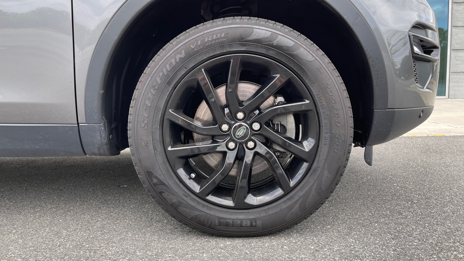 Used 2018 Land Rover DISCOVERY SPORT HSE 4WD / NAV / PANO-ROOF / MERIDIAN SND / HTD STS / LANE ASST / REARVIEW for sale Sold at Formula Imports in Charlotte NC 28227 76