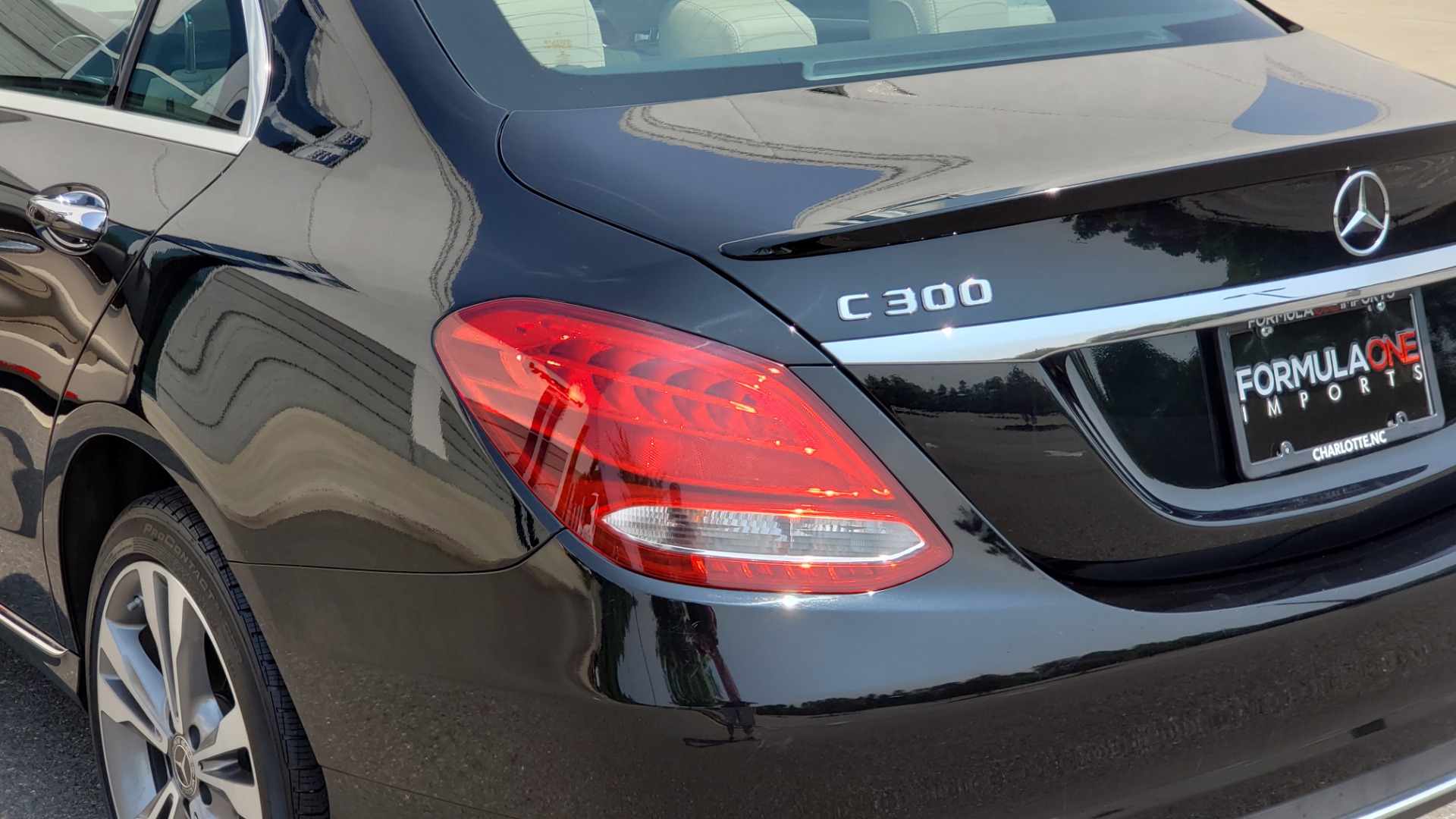 Used 2018 Mercedes-Benz C-CLASS C 300 4MATIC / PREMIUM / MULTIMEDIA / NAV / PANO-ROOF / BURMESTER for sale Sold at Formula Imports in Charlotte NC 28227 27
