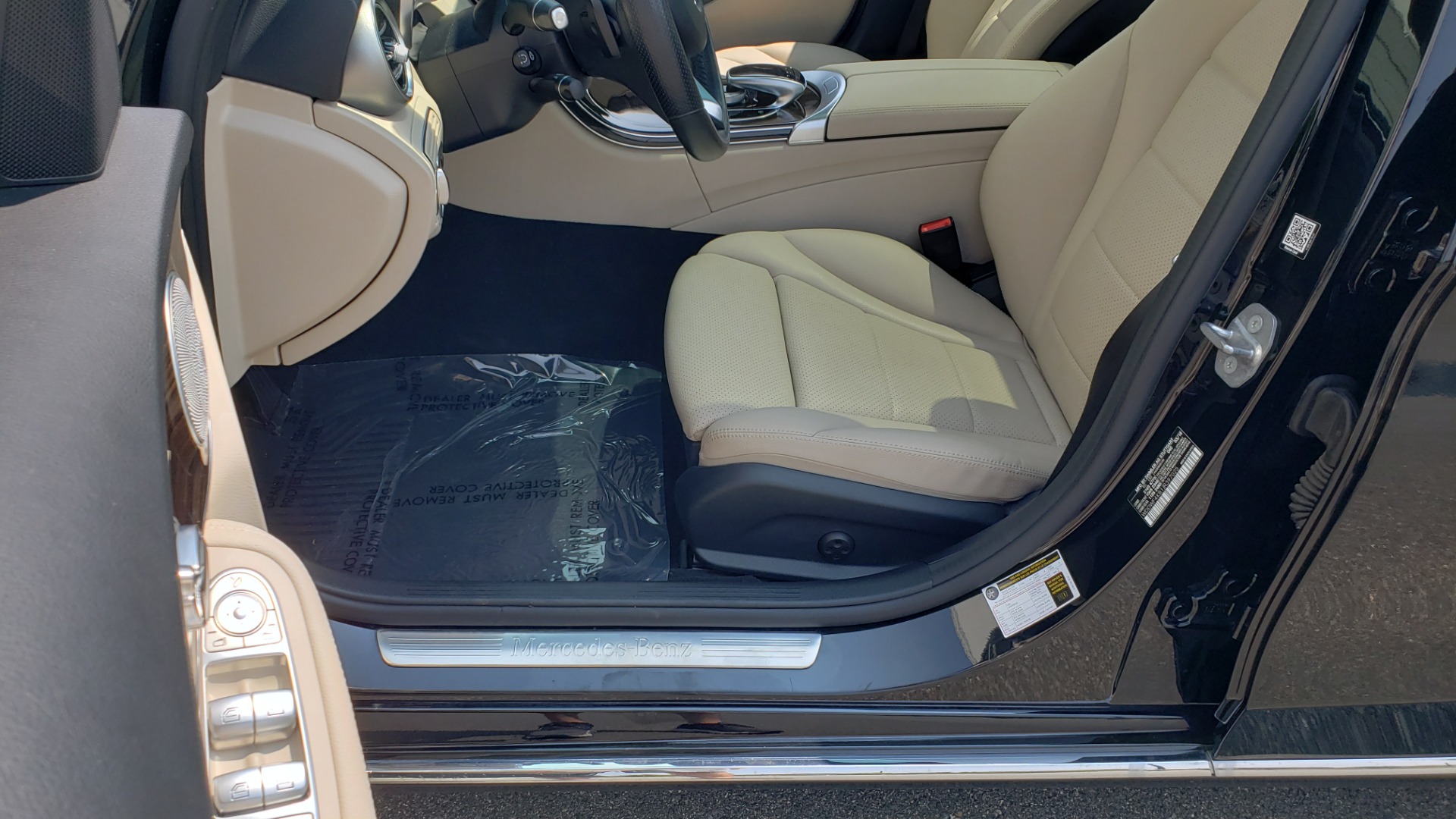 Used 2018 Mercedes-Benz C-CLASS C 300 4MATIC / PREMIUM / MULTIMEDIA / NAV / PANO-ROOF / BURMESTER for sale Sold at Formula Imports in Charlotte NC 28227 31