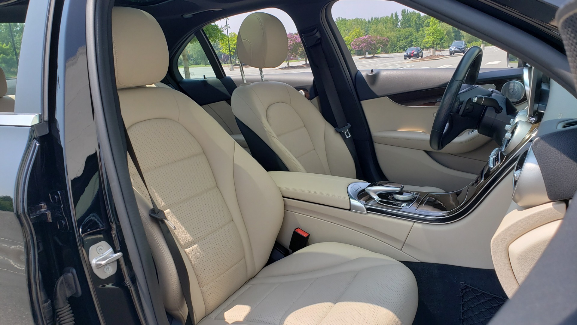Used 2018 Mercedes-Benz C-CLASS C 300 4MATIC / PREMIUM / MULTIMEDIA / NAV / PANO-ROOF / BURMESTER for sale Sold at Formula Imports in Charlotte NC 28227 62