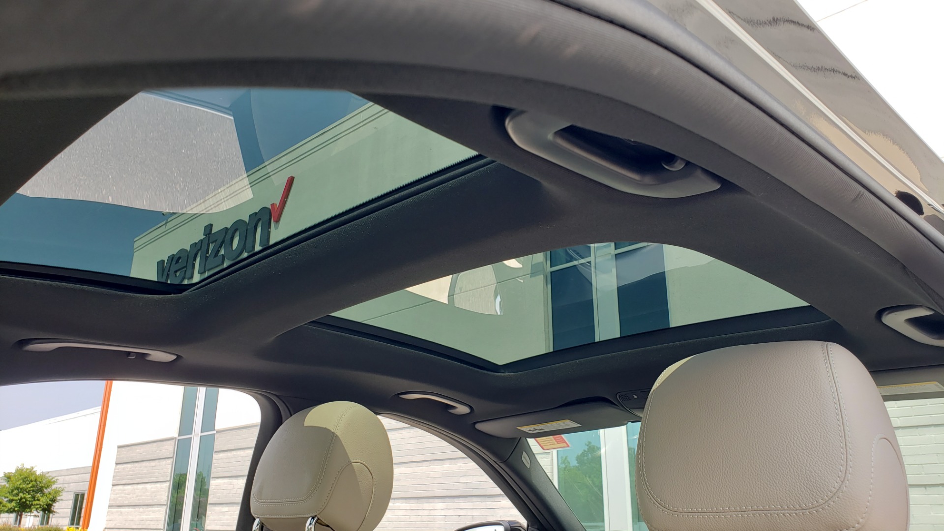 Used 2018 Mercedes-Benz C-CLASS C 300 4MATIC / PREMIUM / MULTIMEDIA / NAV / PANO-ROOF / BURMESTER for sale Sold at Formula Imports in Charlotte NC 28227 71