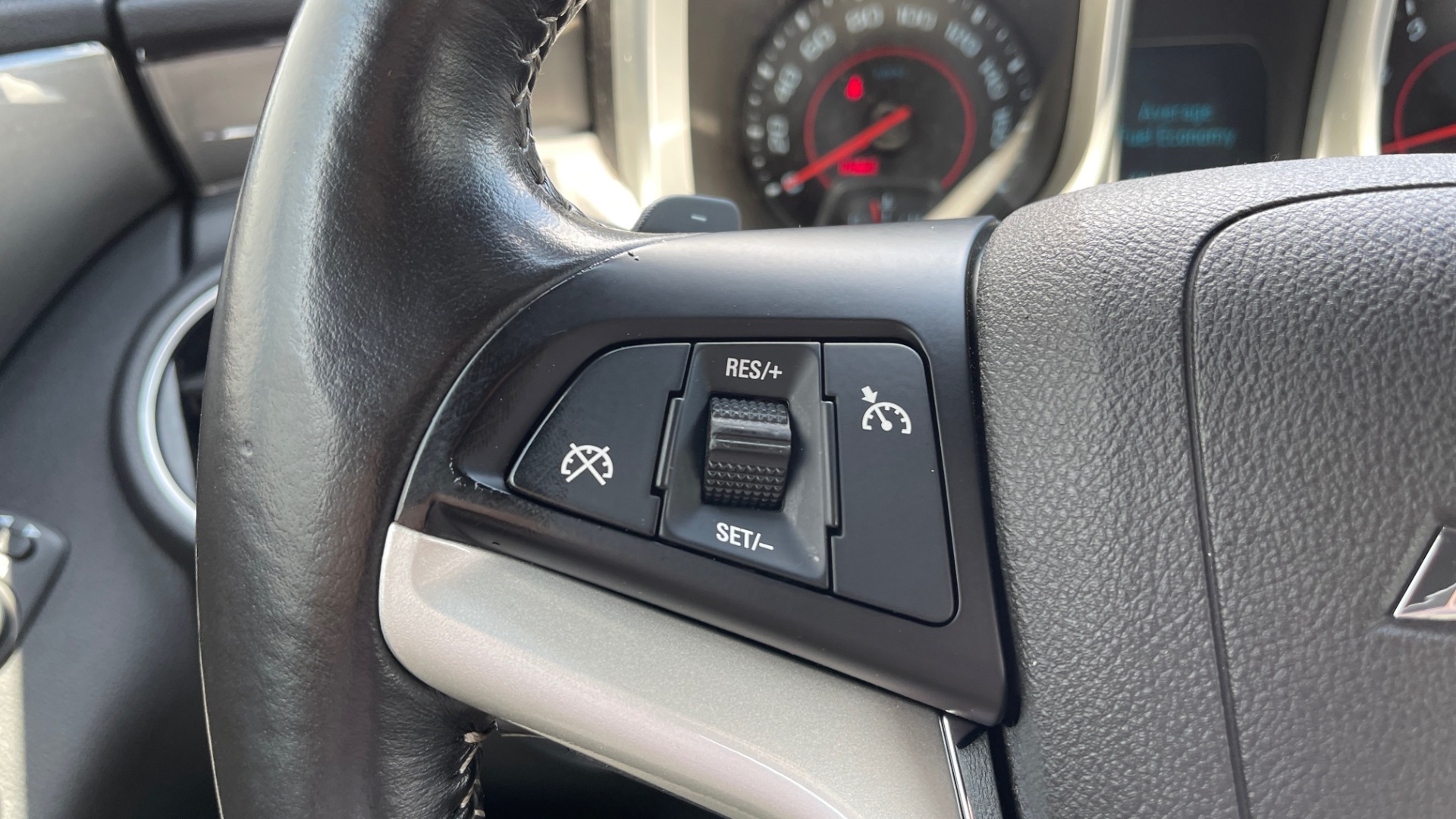 Used 2012 Chevrolet CAMARO SS COUPE / 6.2L V8 / 2SS / RS PKG / 6-SPD AUTO / SUNROOF / REMOTE START for sale Sold at Formula Imports in Charlotte NC 28227 31