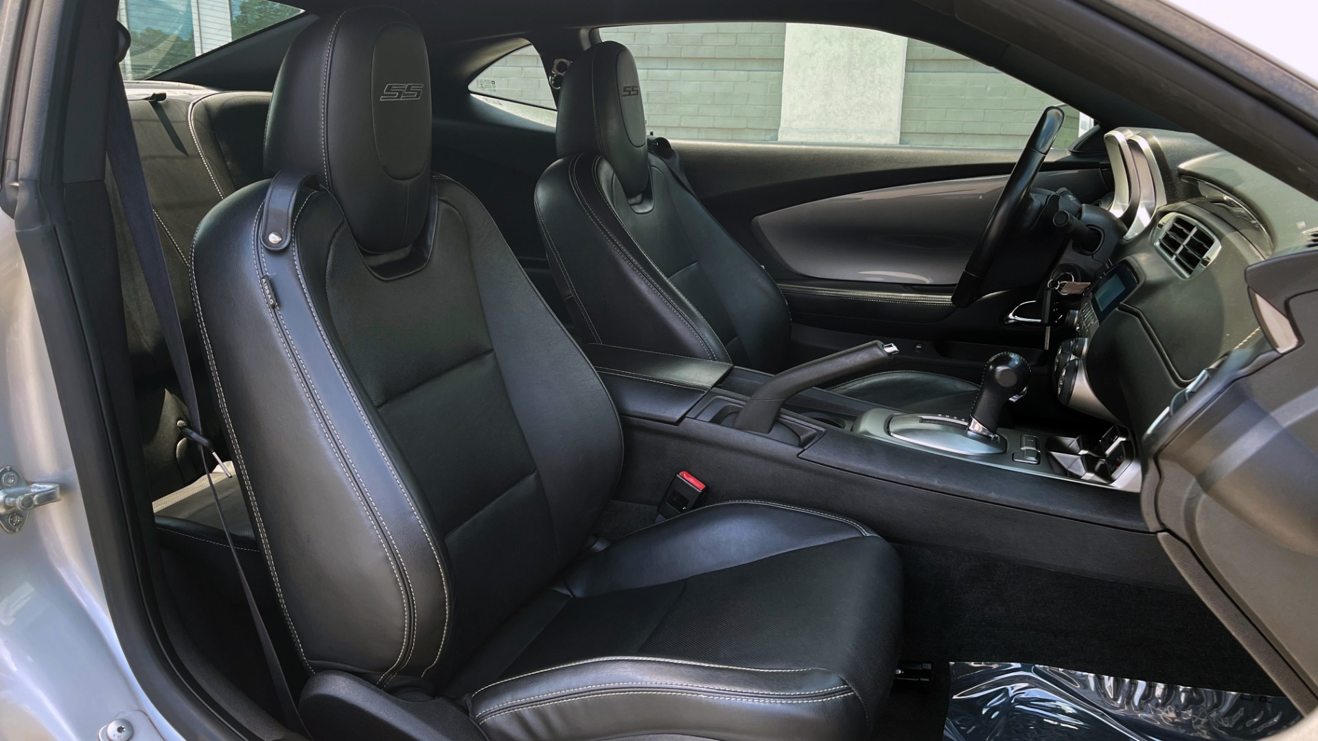 Used 2012 Chevrolet CAMARO SS COUPE / 6.2L V8 / 2SS / RS PKG / 6-SPD AUTO / SUNROOF / REMOTE START for sale Sold at Formula Imports in Charlotte NC 28227 55