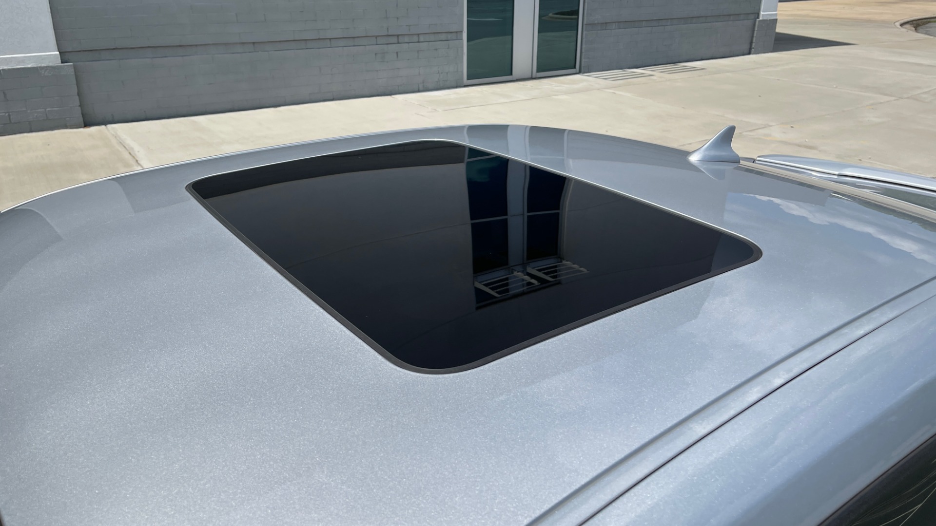 Used 2012 Chevrolet CAMARO SS COUPE / 6.2L V8 / 2SS / RS PKG / 6-SPD AUTO / SUNROOF / REMOTE START for sale Sold at Formula Imports in Charlotte NC 28227 9