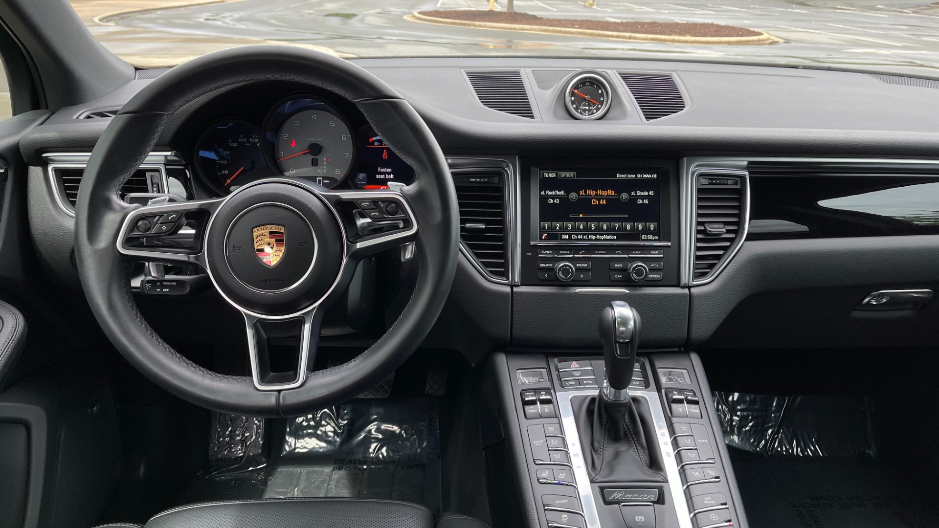 Used 2016 Porsche MACAN S PREMIUM PLUS / AWD / NAV / BOSE / SUNROOF / LCA / PARK ASST / INFOTAINMEN for sale Sold at Formula Imports in Charlotte NC 28227 33
