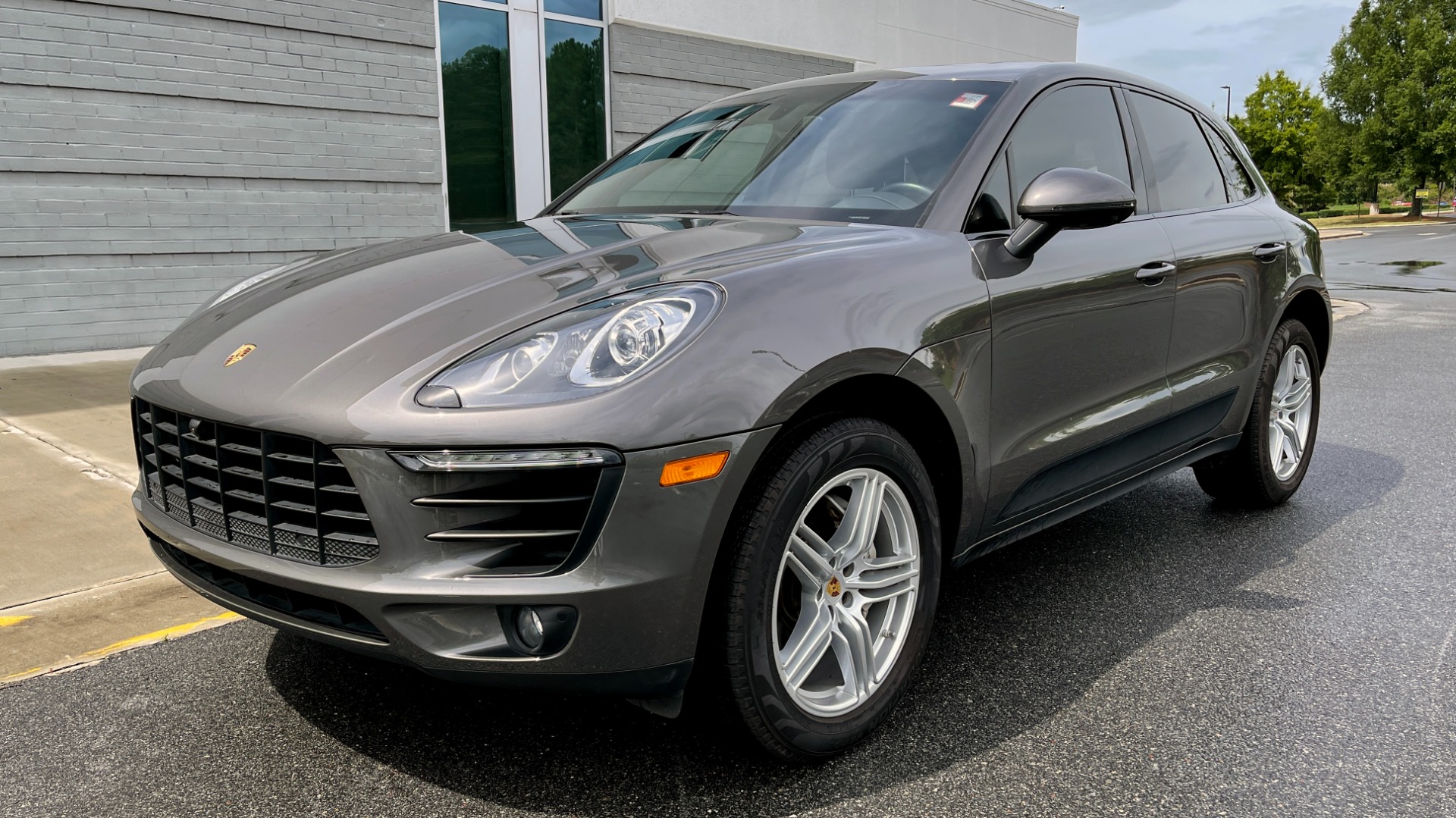 Used 2016 Porsche MACAN S PREMIUM PLUS / AWD / NAV / BOSE / SUNROOF / LCA / PARK ASST / INFOTAINMEN for sale Sold at Formula Imports in Charlotte NC 28227 4