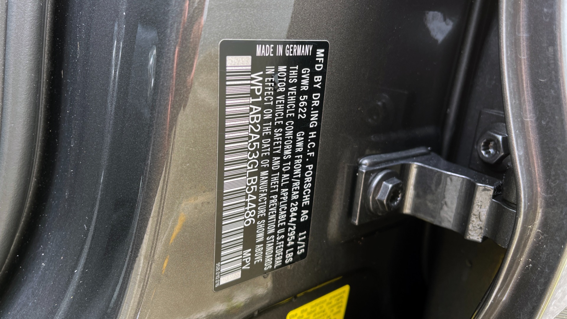 Used 2016 Porsche MACAN S PREMIUM PLUS / AWD / NAV / BOSE / SUNROOF / LCA / PARK ASST / INFOTAINMEN for sale Sold at Formula Imports in Charlotte NC 28227 82