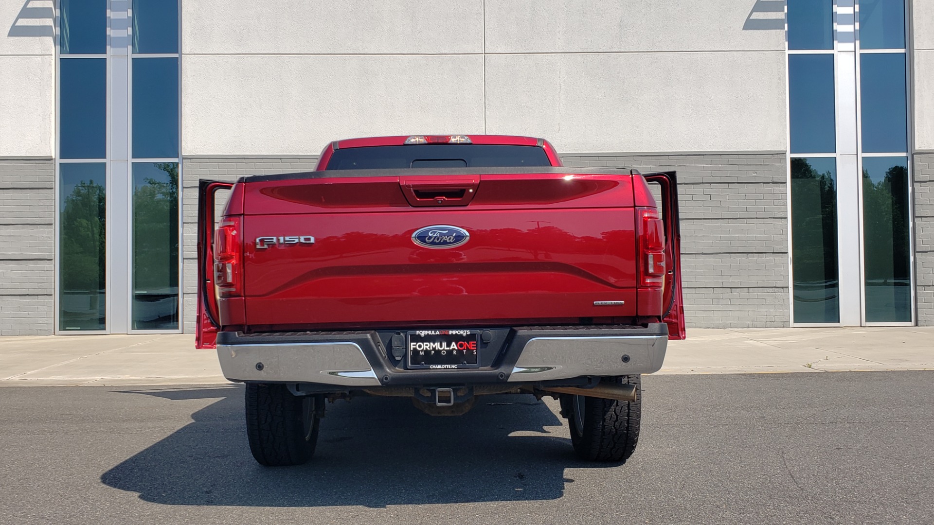 Used 2015 Ford F-150 LARIAT 4X4 SUPERCREW / 5.0L V8 / AUTO / NAV / SUNROOF / REARVIEW for sale Sold at Formula Imports in Charlotte NC 28227 23