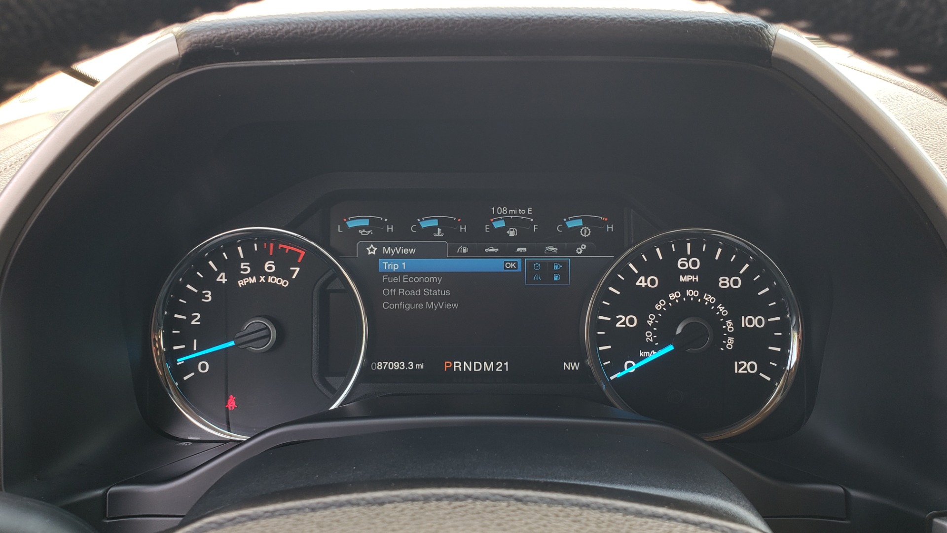 Used 2015 Ford F-150 LARIAT 4X4 SUPERCREW / 5.0L V8 / AUTO / NAV / SUNROOF / REARVIEW for sale Sold at Formula Imports in Charlotte NC 28227 41
