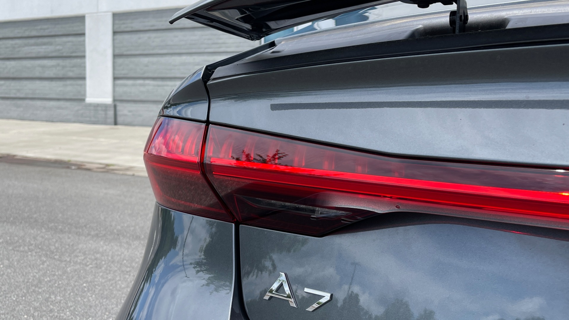Used 2019 Audi A7 PRESTIGE 55 TFSI 3.0T / NAV / B&O SND / SUNROOF / S-LINE / 21IN WHLS / REAR for sale Sold at Formula Imports in Charlotte NC 28227 25