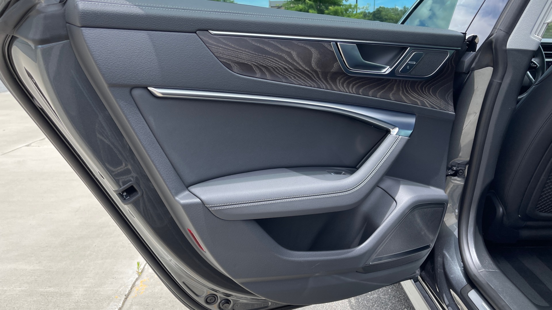 Used 2019 Audi A7 PRESTIGE 55 TFSI 3.0T / NAV / B&O SND / SUNROOF / S-LINE / 21IN WHLS / REAR for sale Sold at Formula Imports in Charlotte NC 28227 61