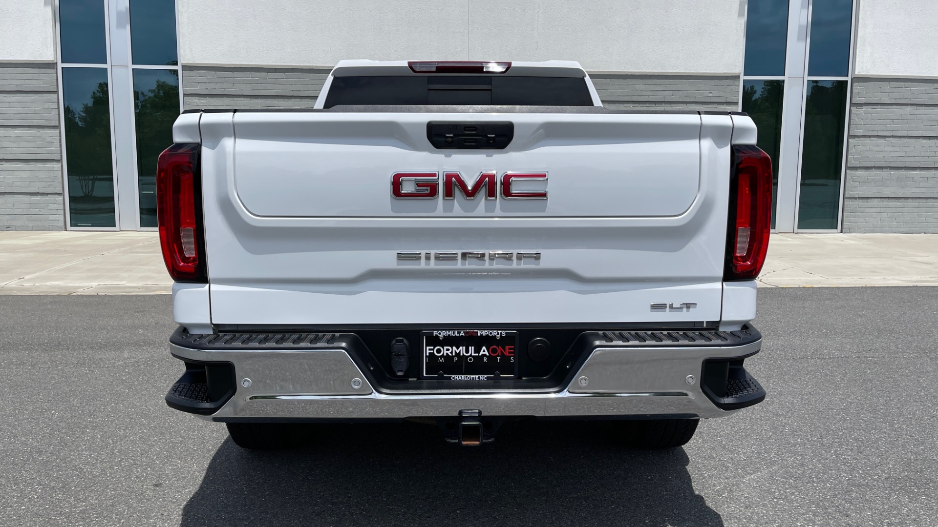 Used 2019 GMC SIERRA 1500 SLT 4X4 CREWCAB / 5.3L V8 / 8-SPD AUTO / NAV / BOSE / REARVIEW for sale Sold at Formula Imports in Charlotte NC 28227 19