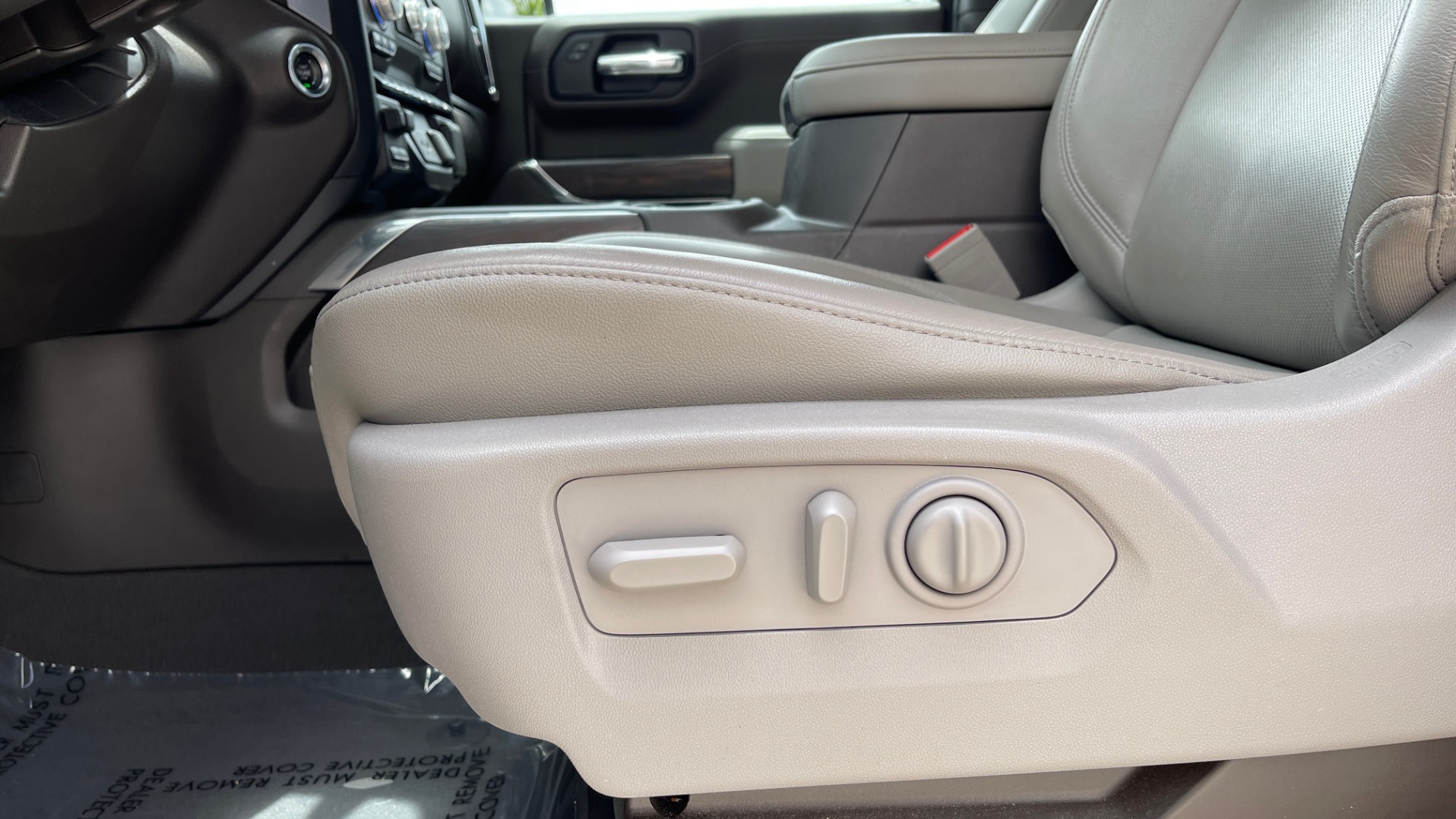 Used 2019 GMC SIERRA 1500 SLT 4X4 CREWCAB / 5.3L V8 / 8-SPD AUTO / NAV / BOSE / REARVIEW for sale Sold at Formula Imports in Charlotte NC 28227 36