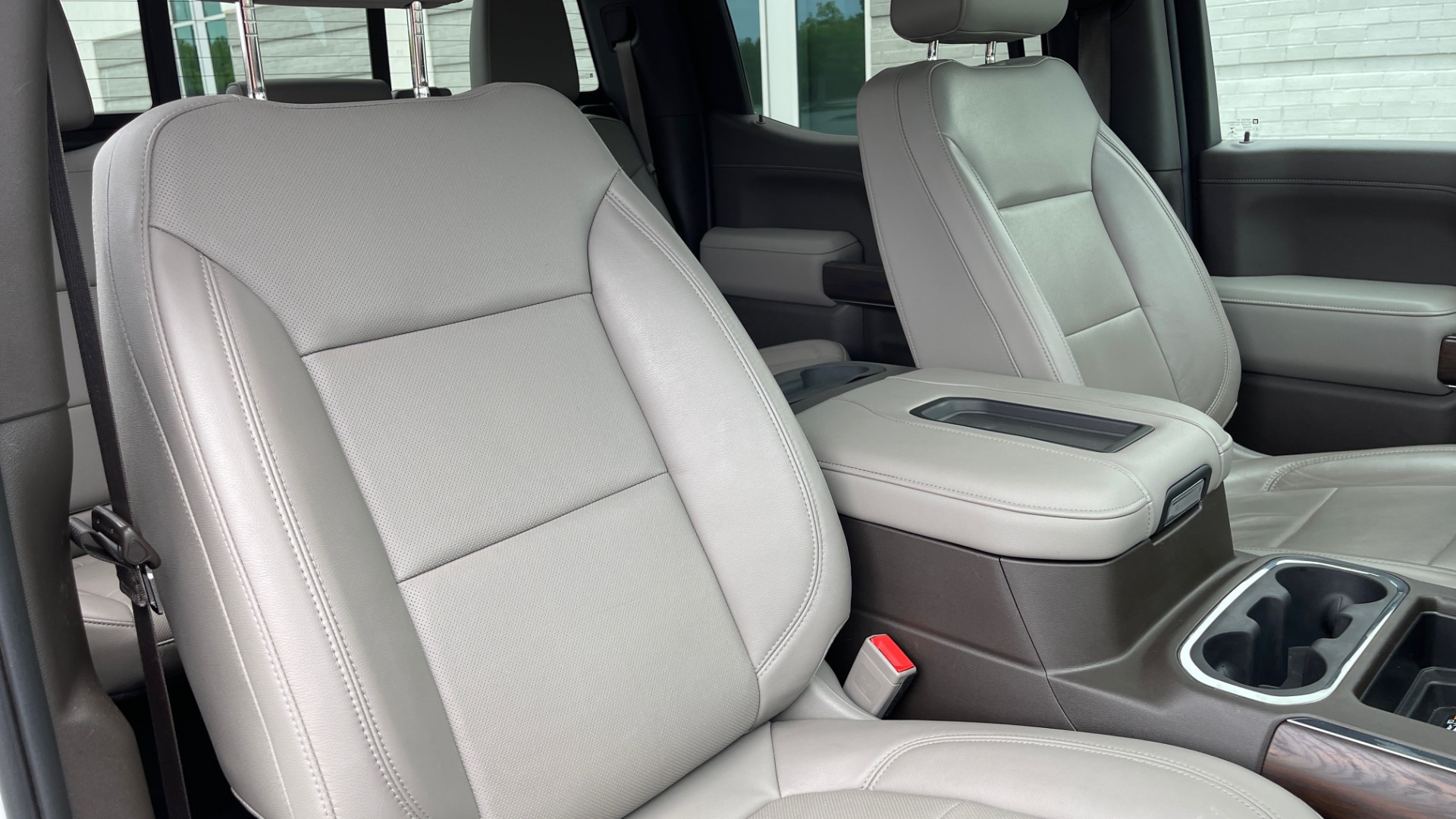 Used 2019 GMC SIERRA 1500 SLT 4X4 CREWCAB / 5.3L V8 / 8-SPD AUTO / NAV / BOSE / REARVIEW for sale Sold at Formula Imports in Charlotte NC 28227 77