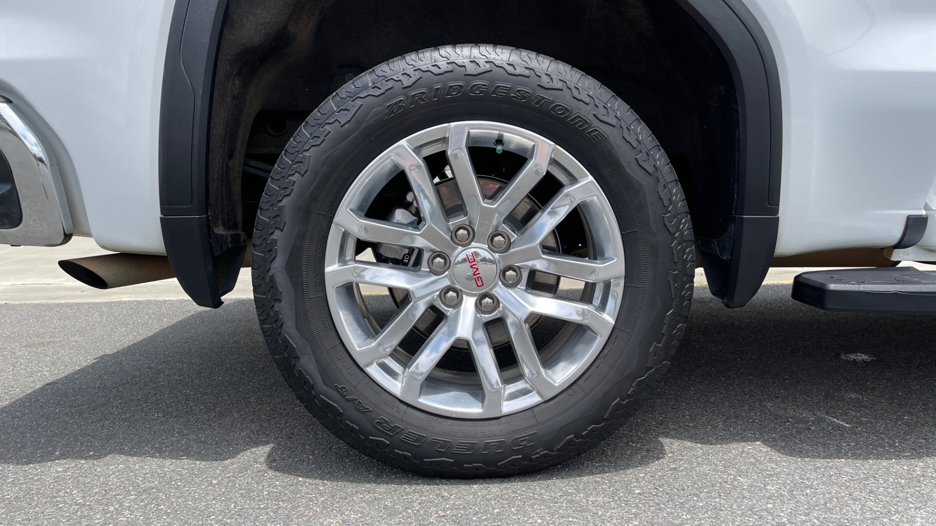 Used 2019 GMC SIERRA 1500 SLT 4X4 CREWCAB / 5.3L V8 / 8-SPD AUTO / NAV / BOSE / REARVIEW for sale Sold at Formula Imports in Charlotte NC 28227 82
