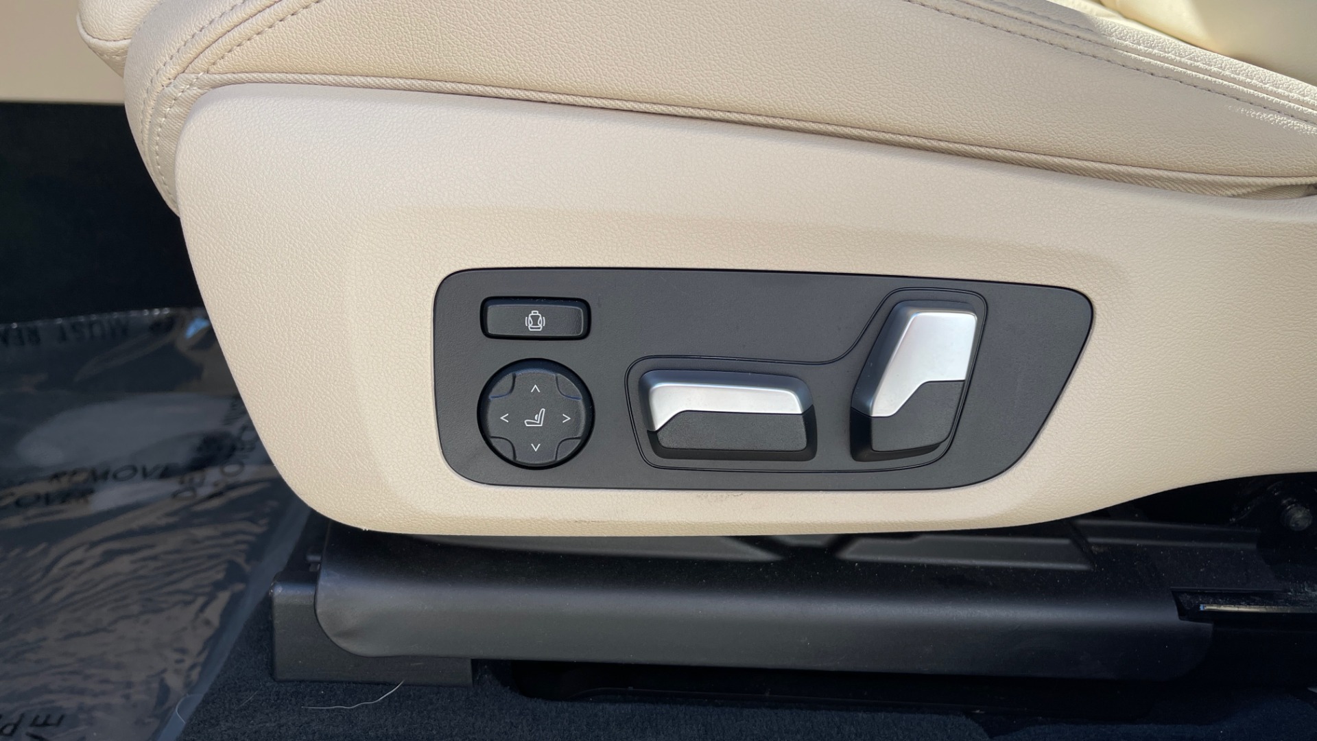 Used 2018 BMW X3 XDRIVE30I CONVENIENCE PKG / HEATED FRONT SEATS / REARVIEW for sale Sold at Formula Imports in Charlotte NC 28227 32